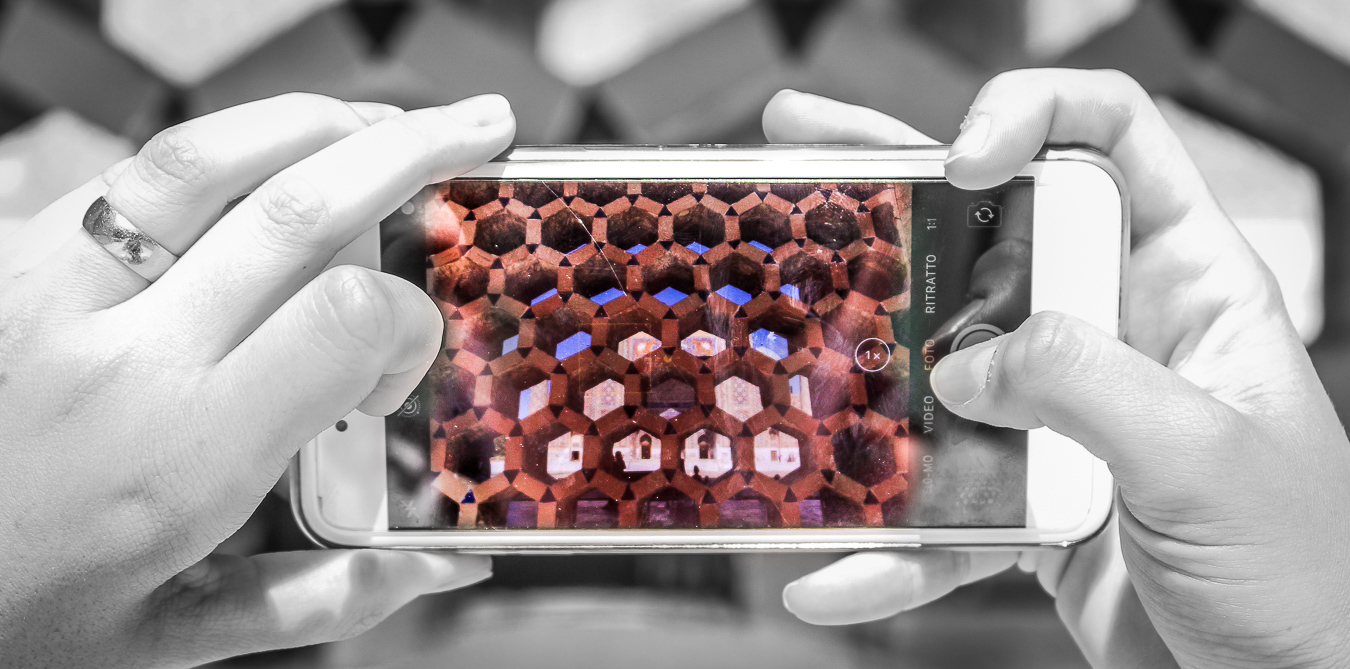 Samarkand - Through screens and grates