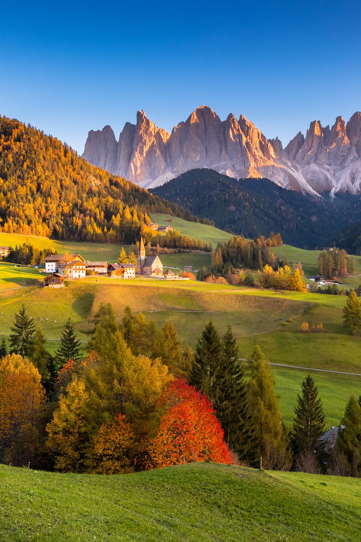 autumn in The Valley of Funes