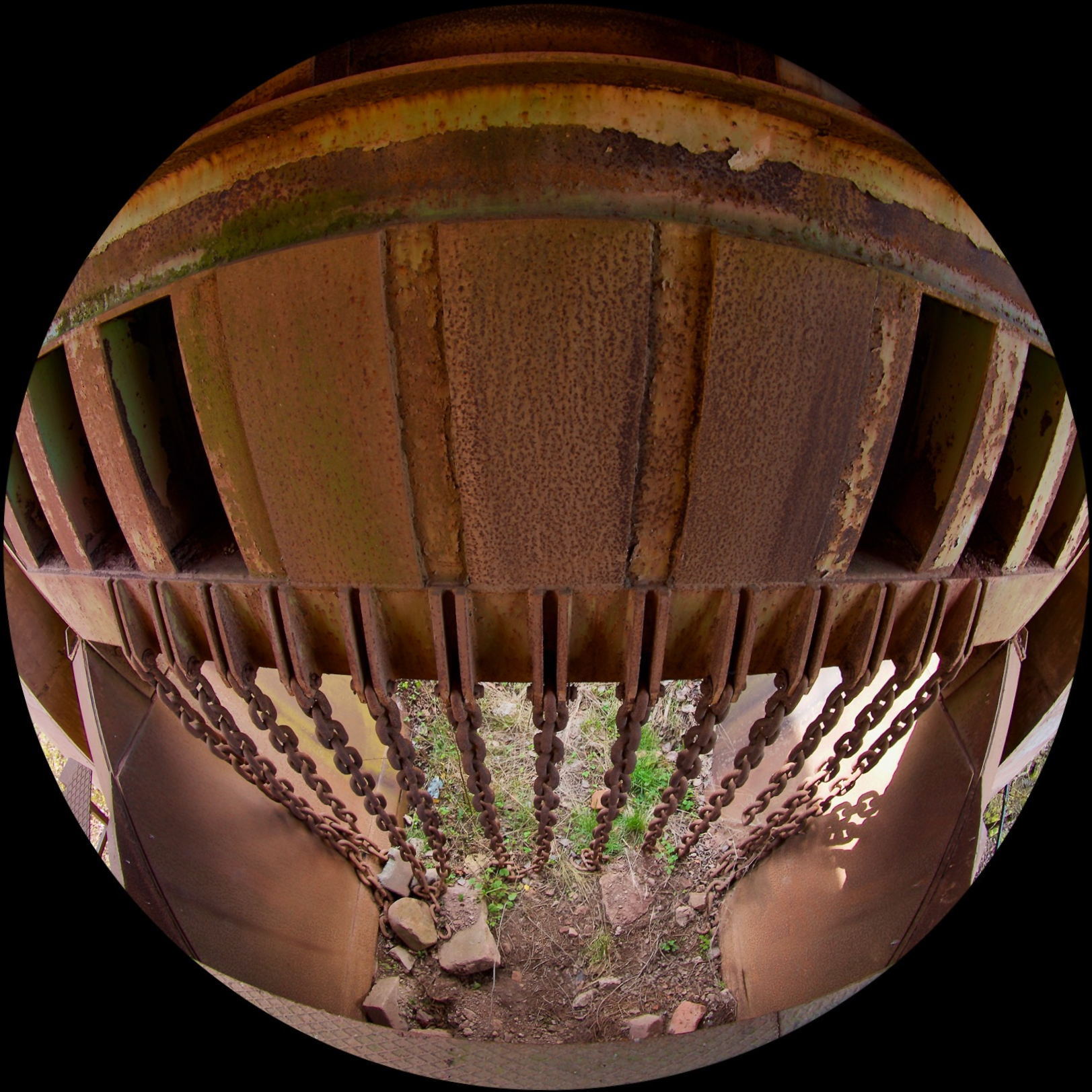 FX crop, circular black mask 4