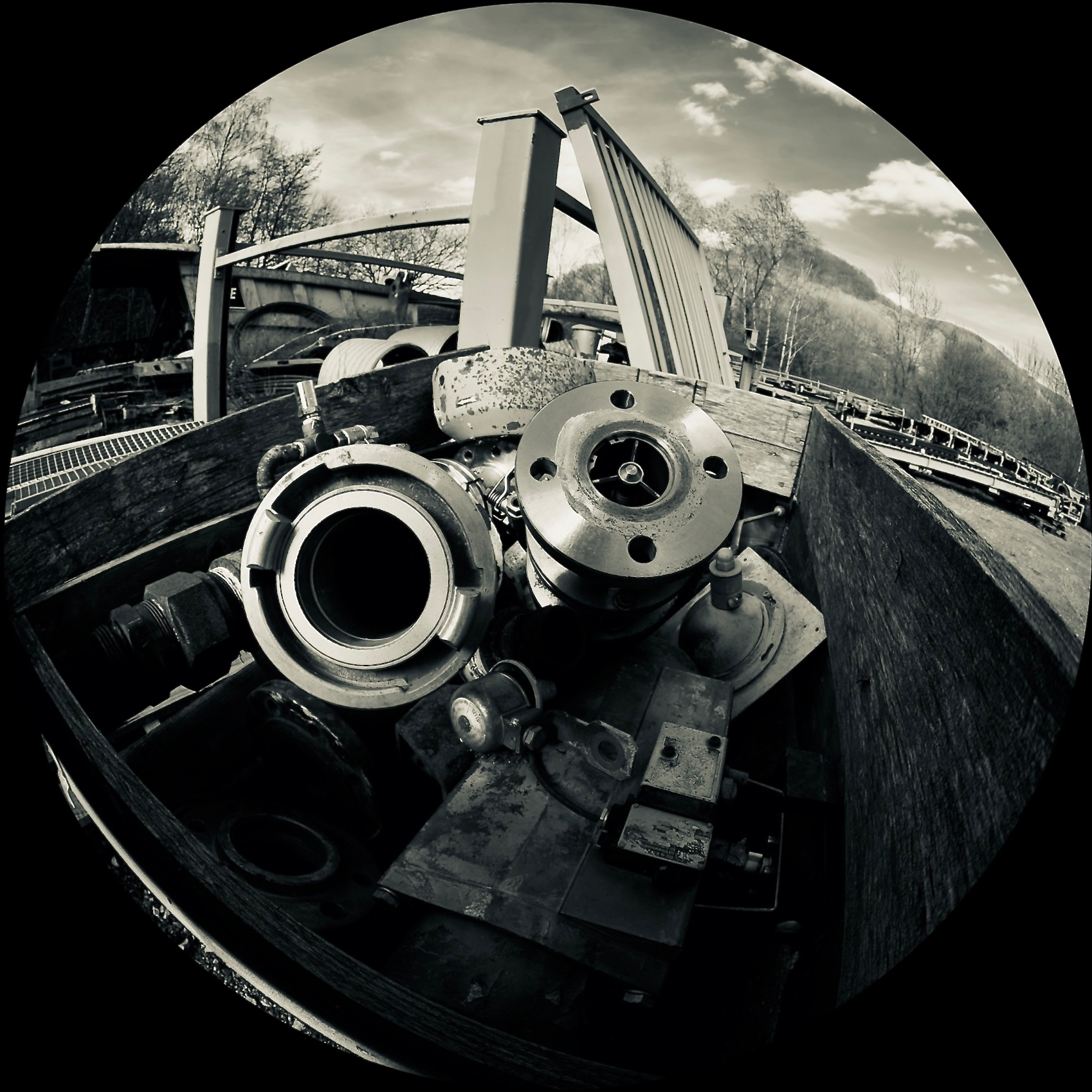 FX crop, circular black mask 8