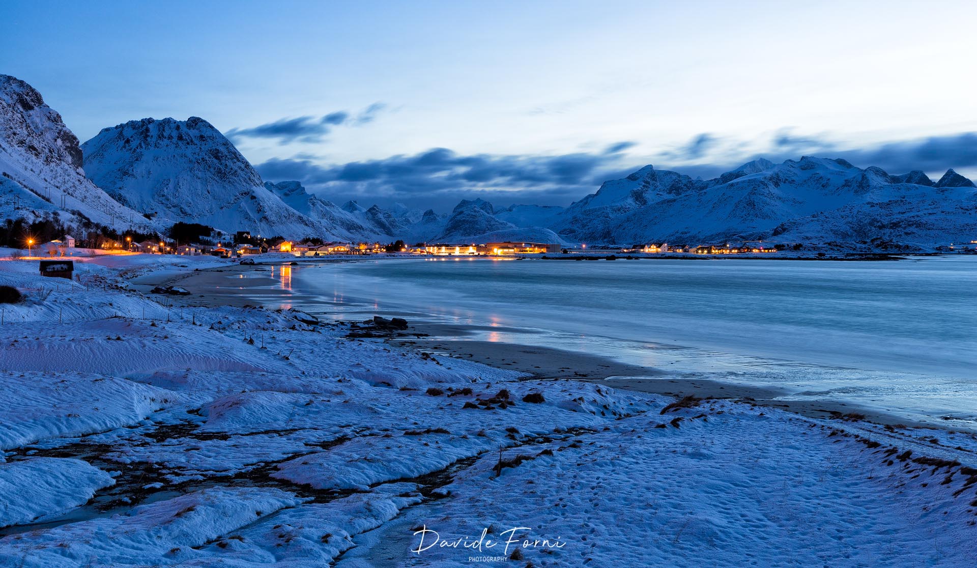 Lofoten's blue hour