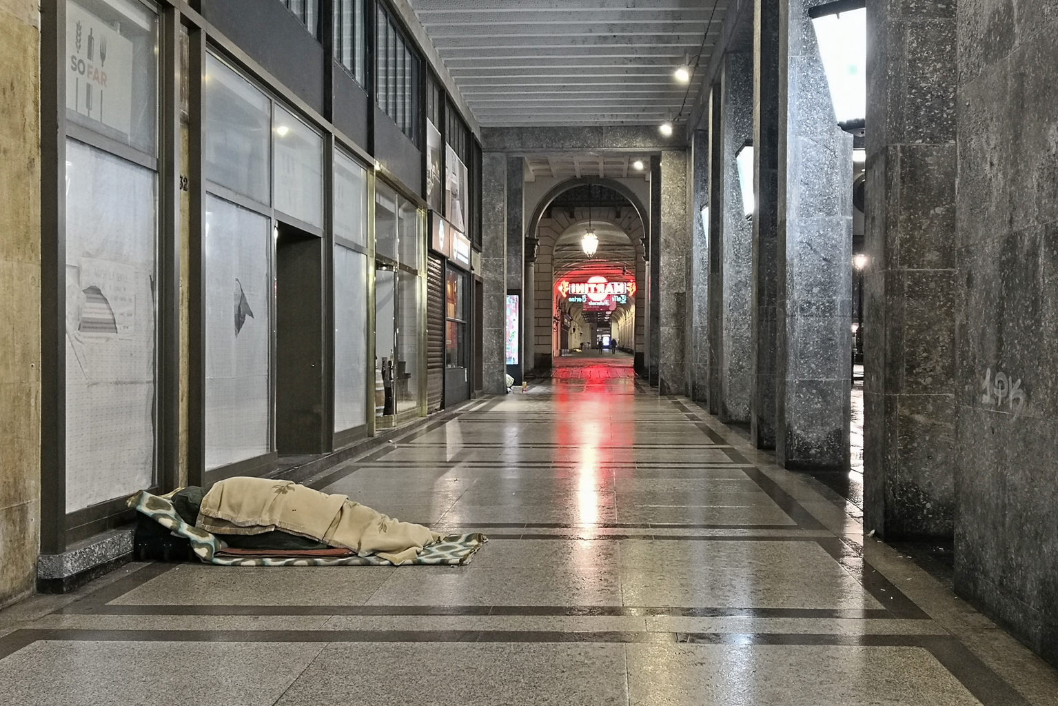 distanza sociale prima del Covid