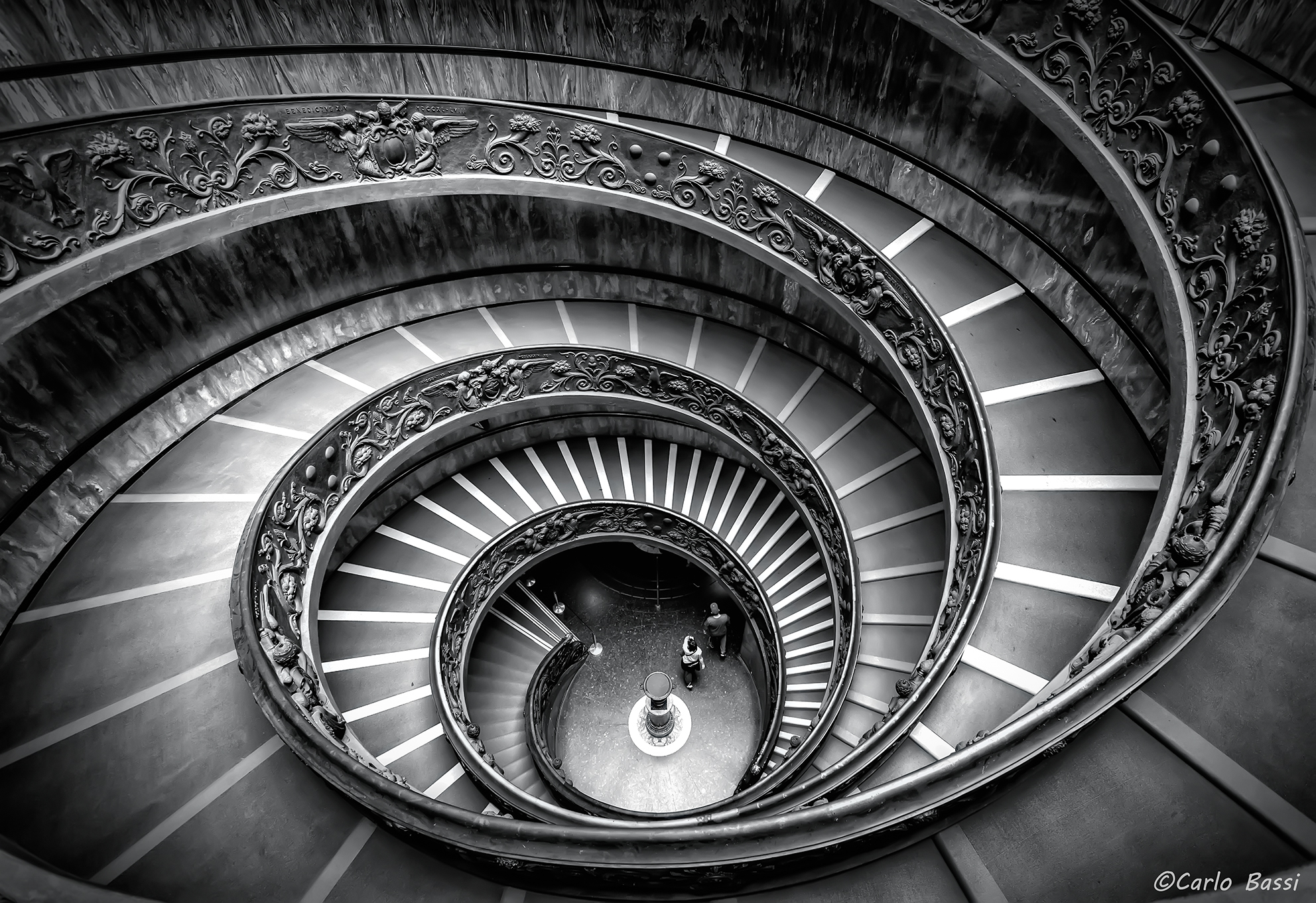 Musei Vaticani, la scala elicoidale di Giuseppe Momo