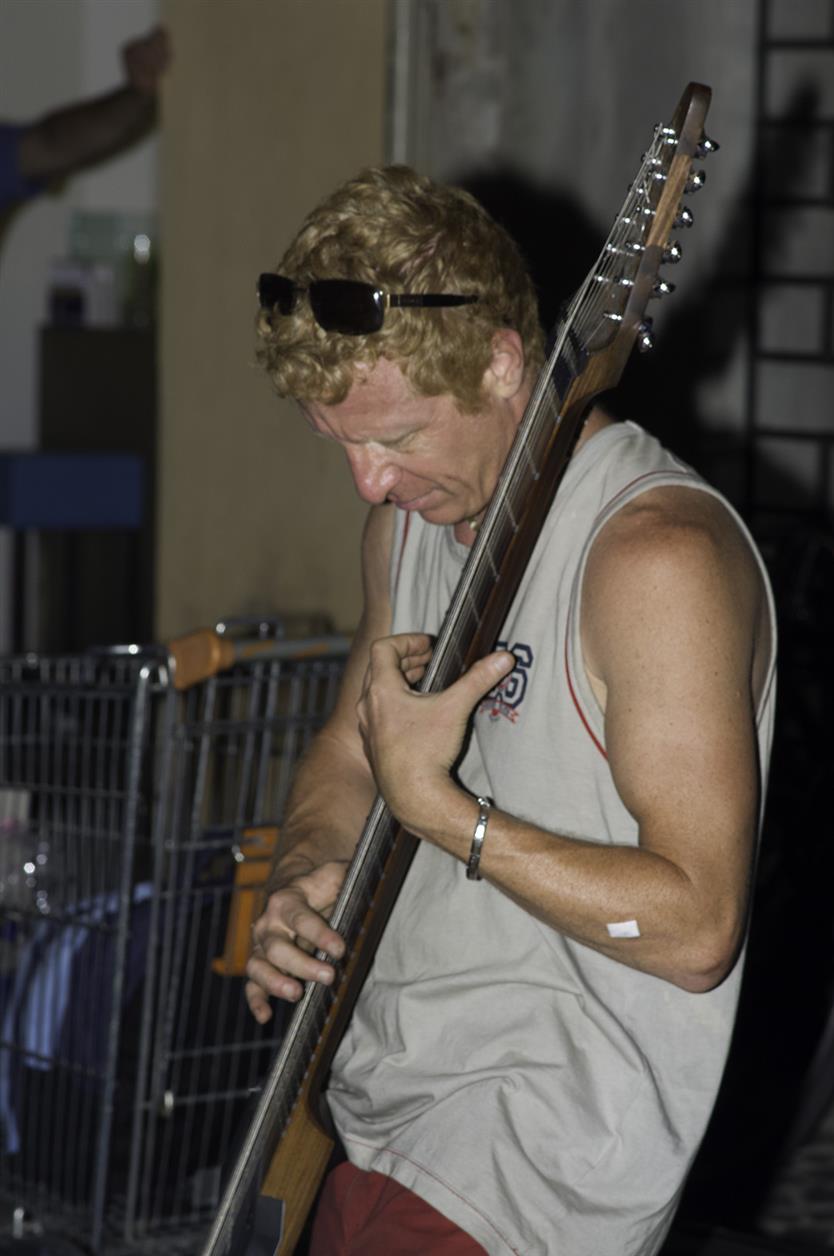 particular string instrument