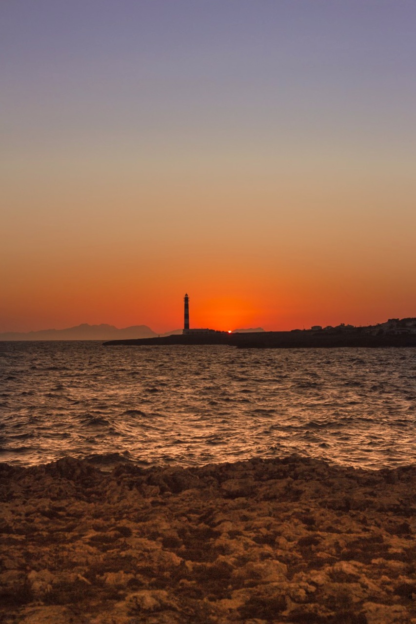 Tramonto al faro