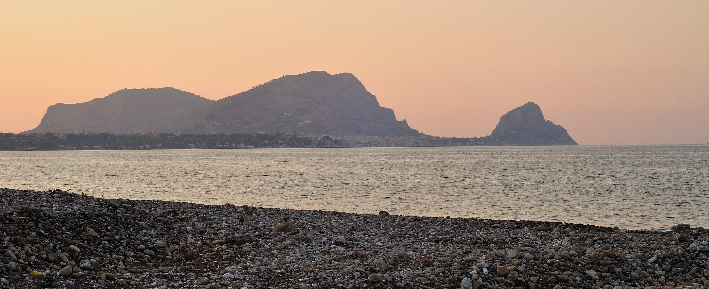 tramonto su capo zafferano