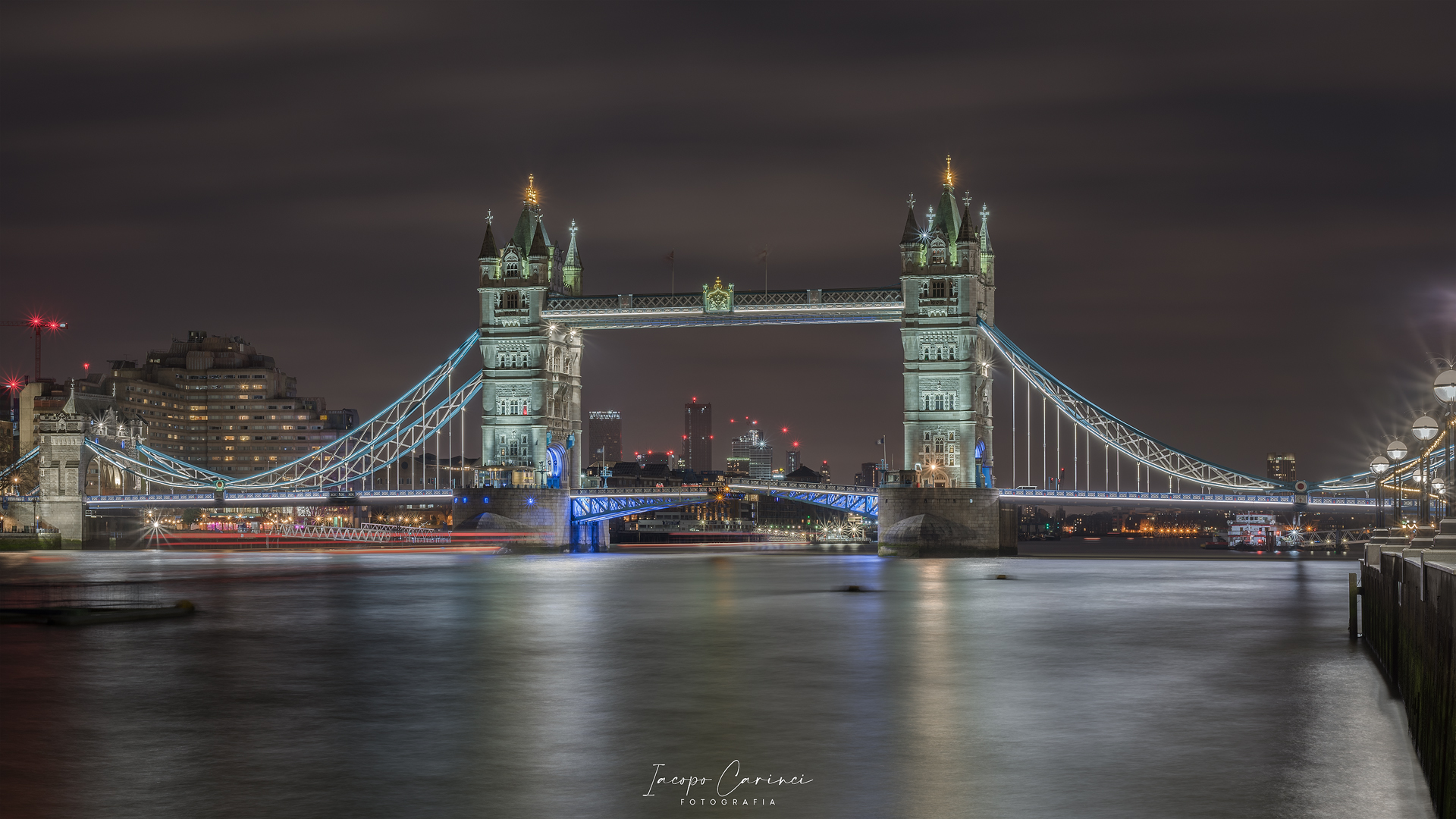 Tower Bridge, New1001