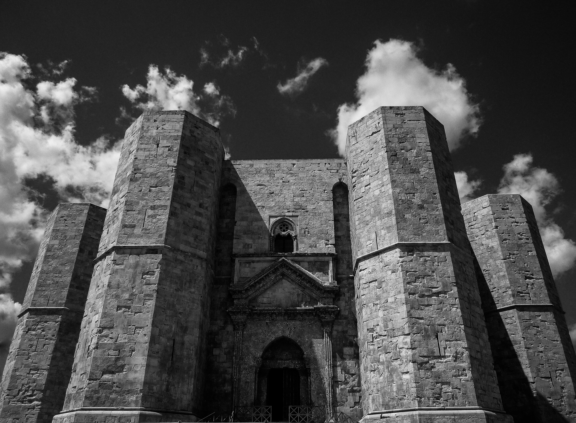 All'ombra del Castello....