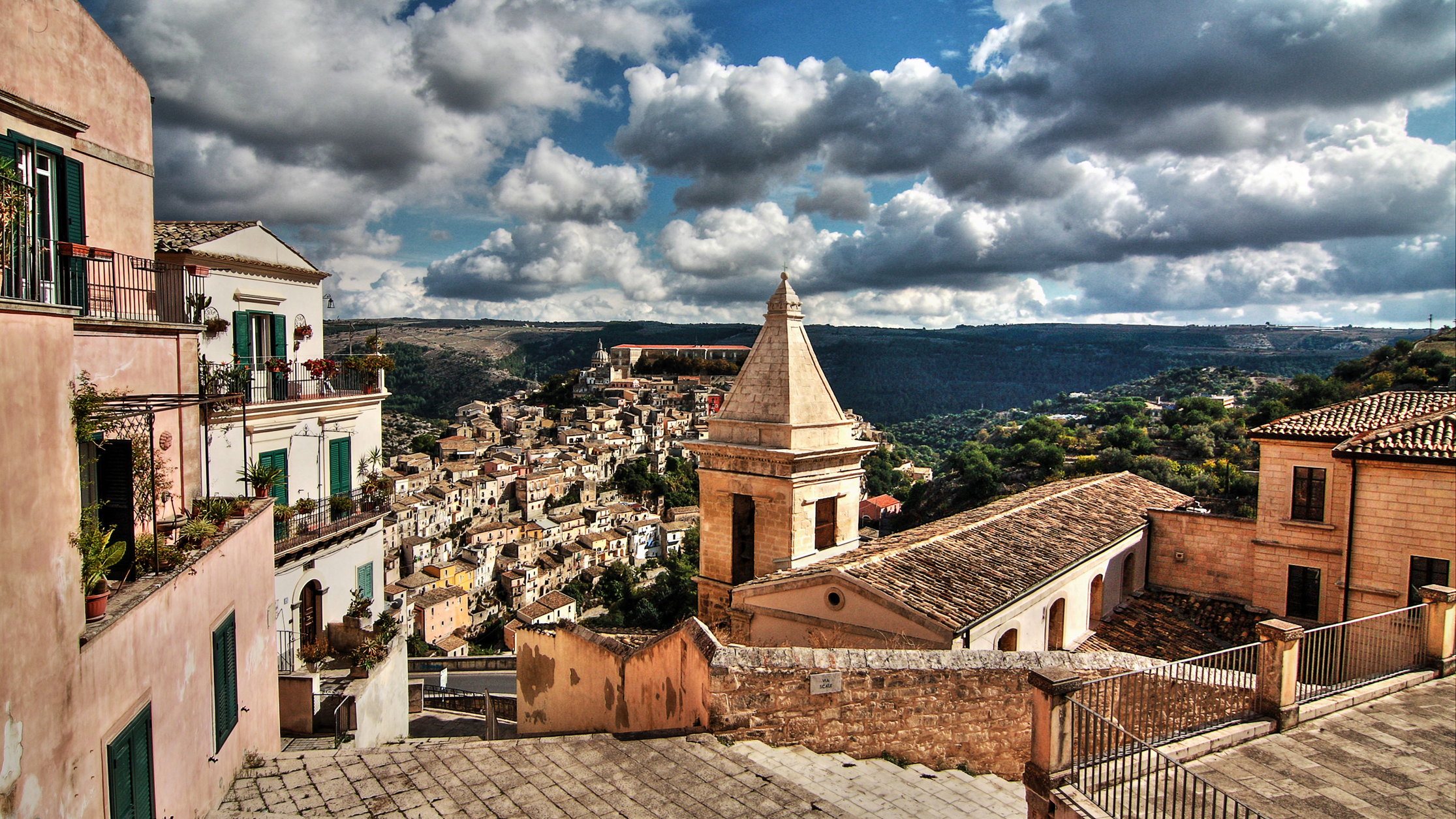 Let's go down to Ibla