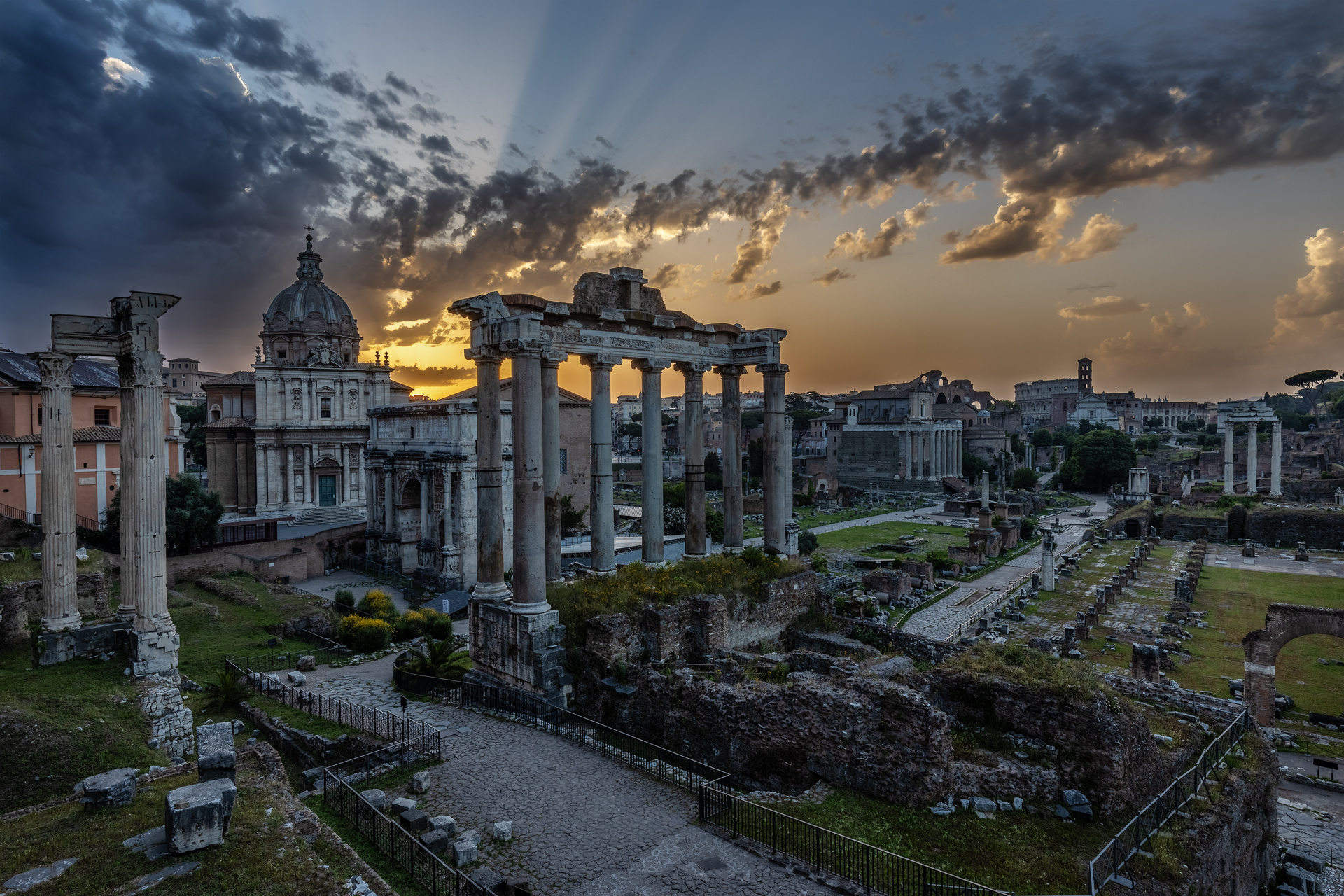 Imperial Roma_Fori sunrise