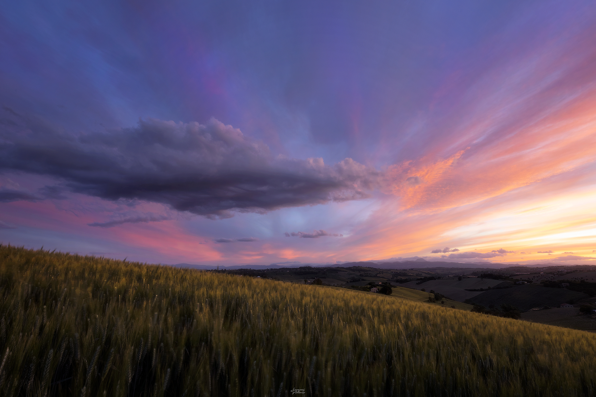 Goodbye lockdown - sunset of the Marche countryside