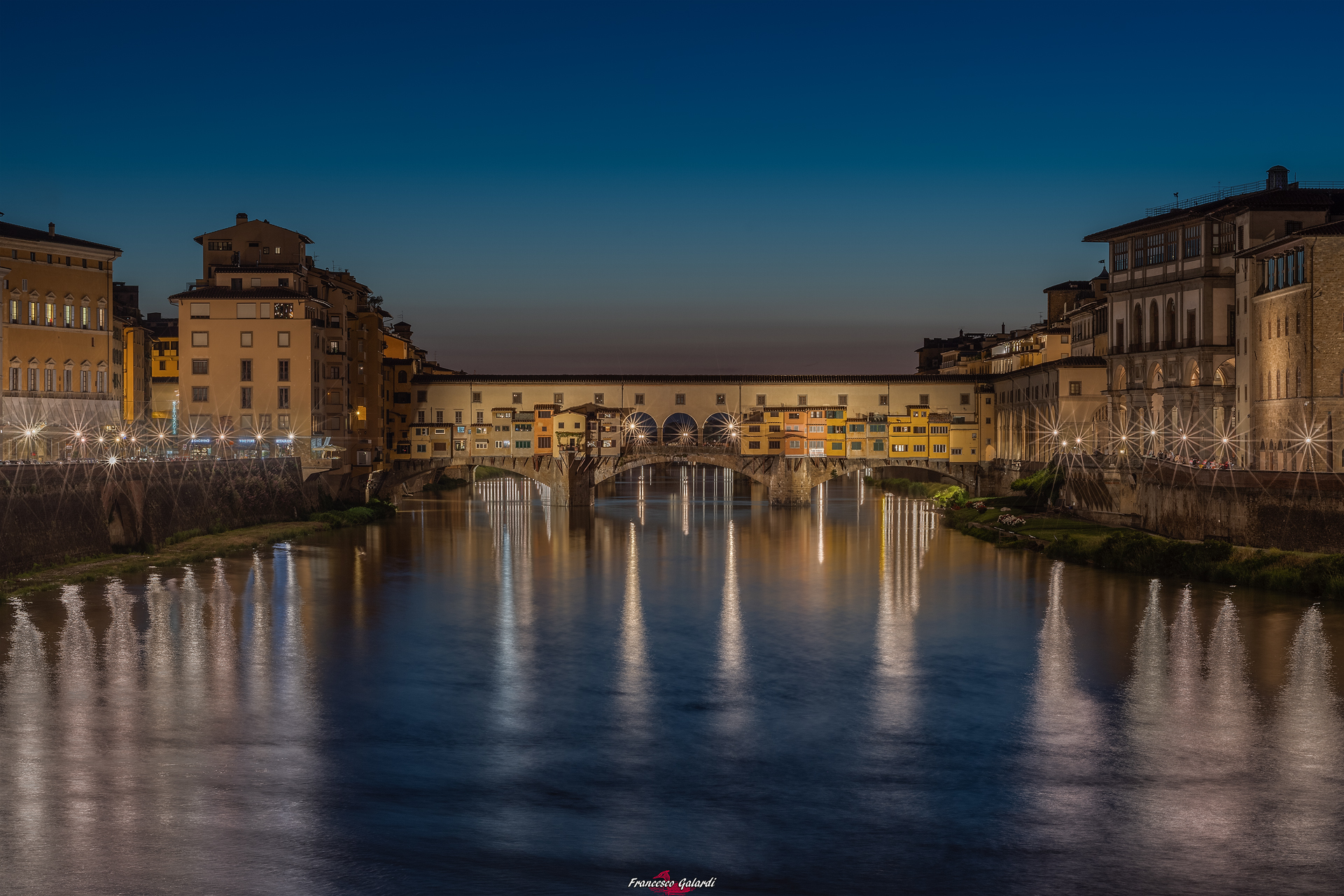 Ponte vecchio visto da Ponte alle Grazie