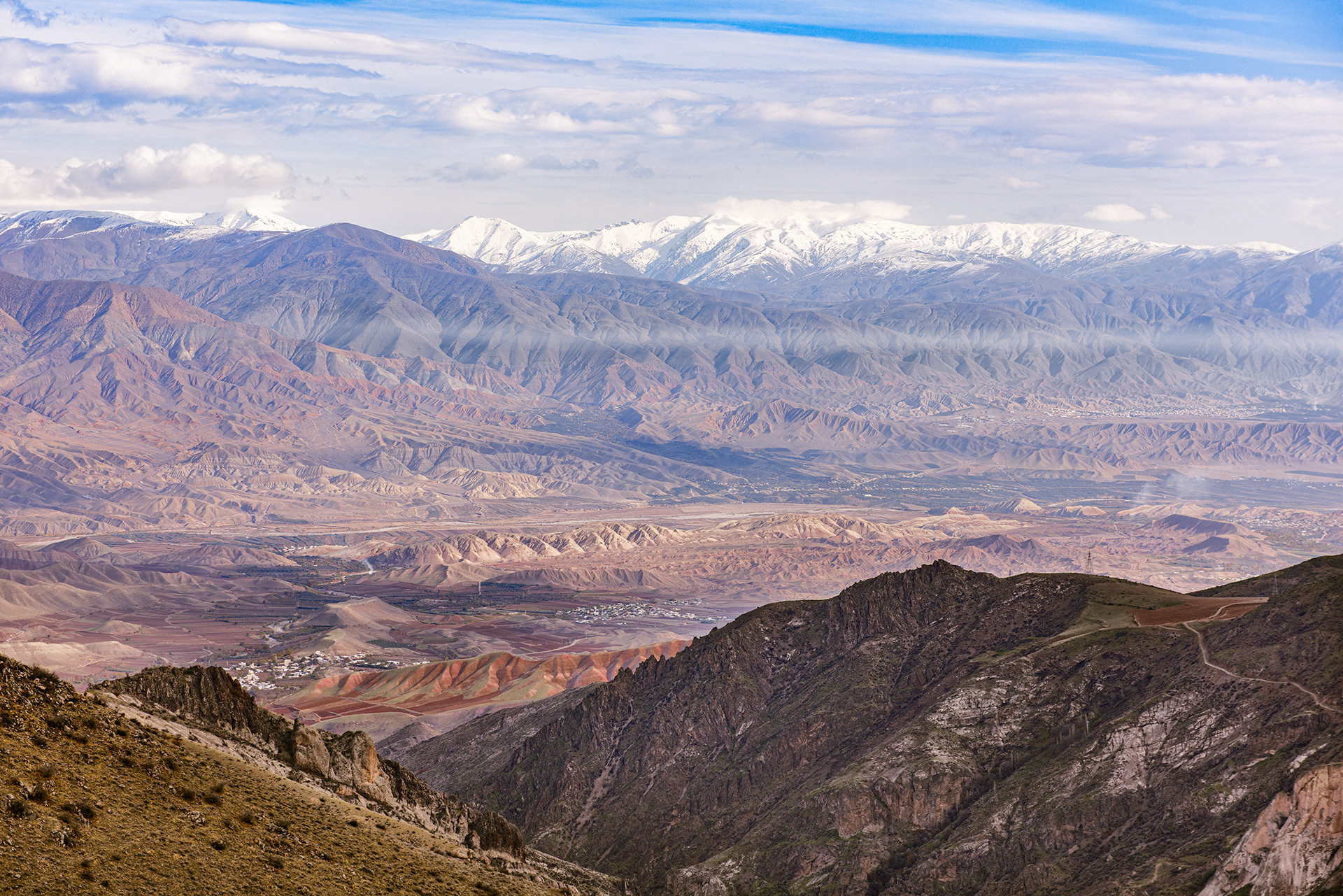 Sefid-rud River Valley