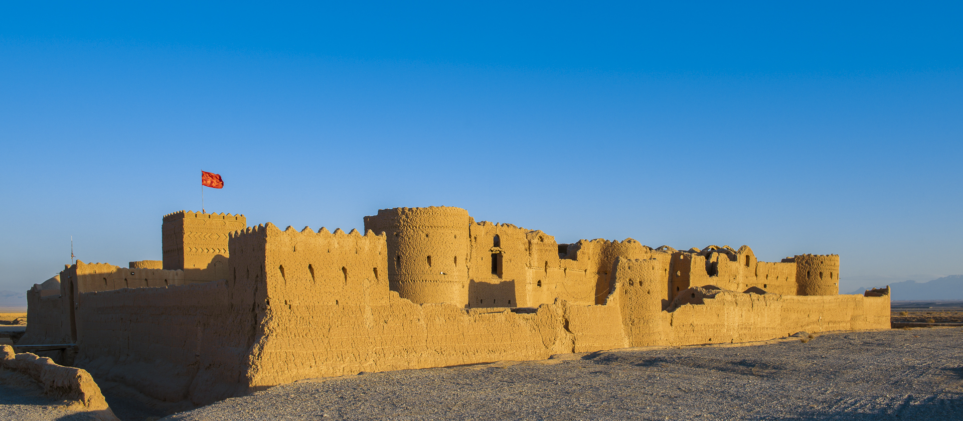Sar Yazd Fortress