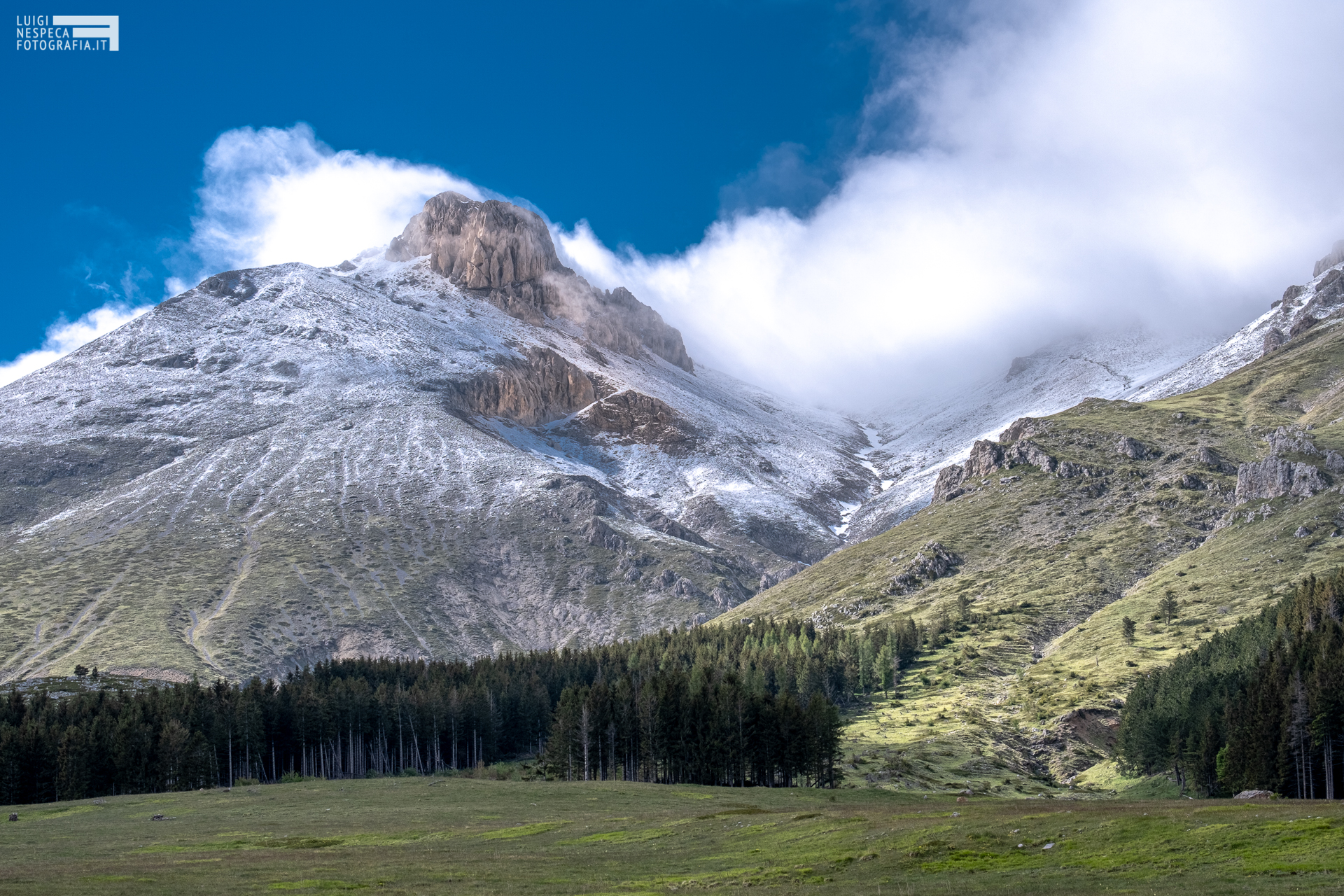 IlMonte Camicia a primavera