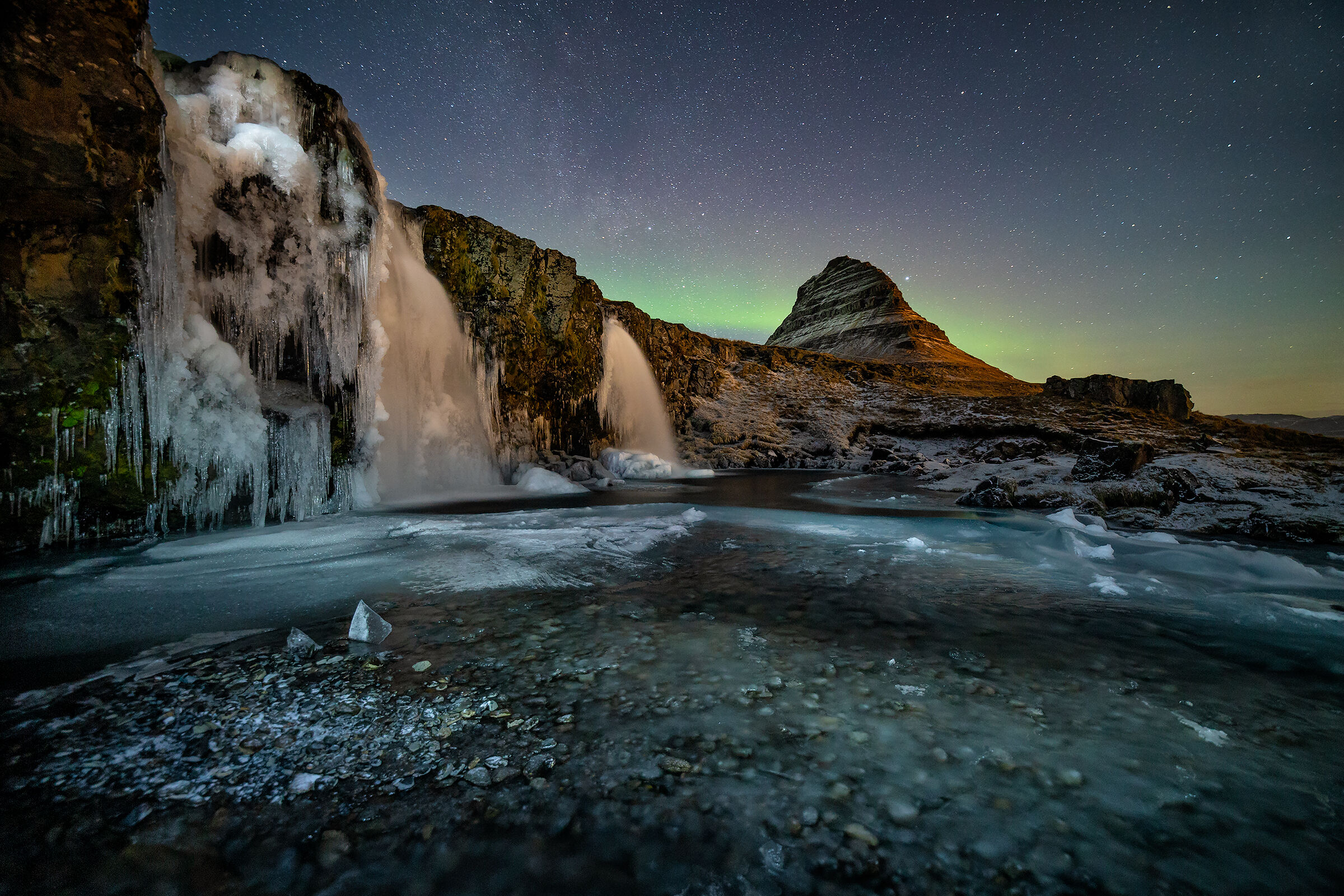 Kirkjufellsfoss and the aurora