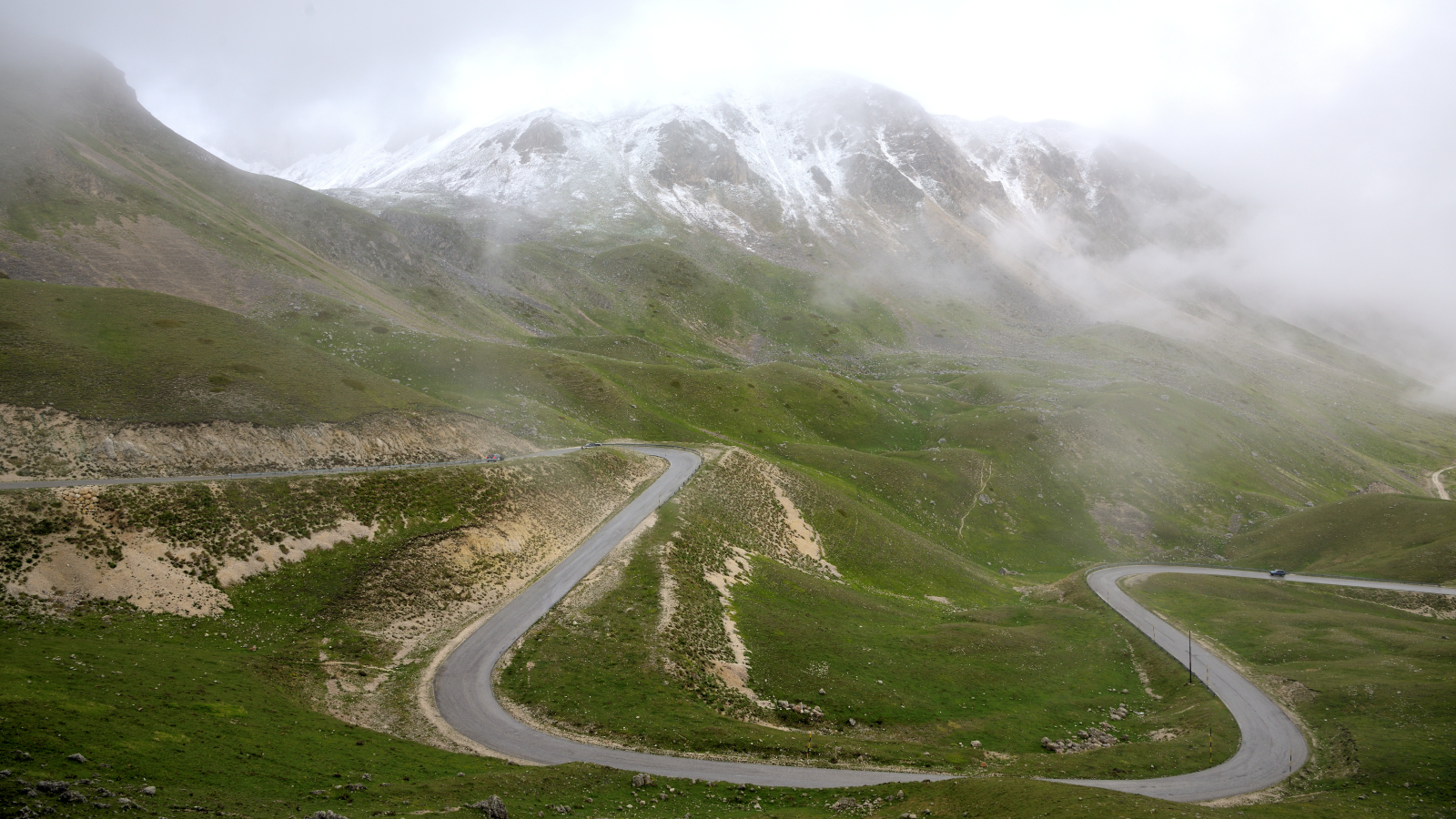 Omega. Campo Imperatore. Gran Sasso d'Italia
