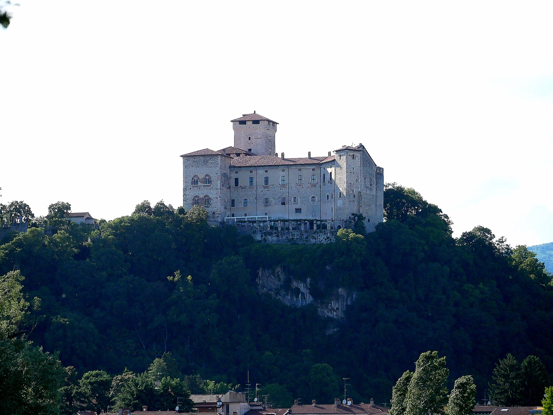 Rocca di Angera