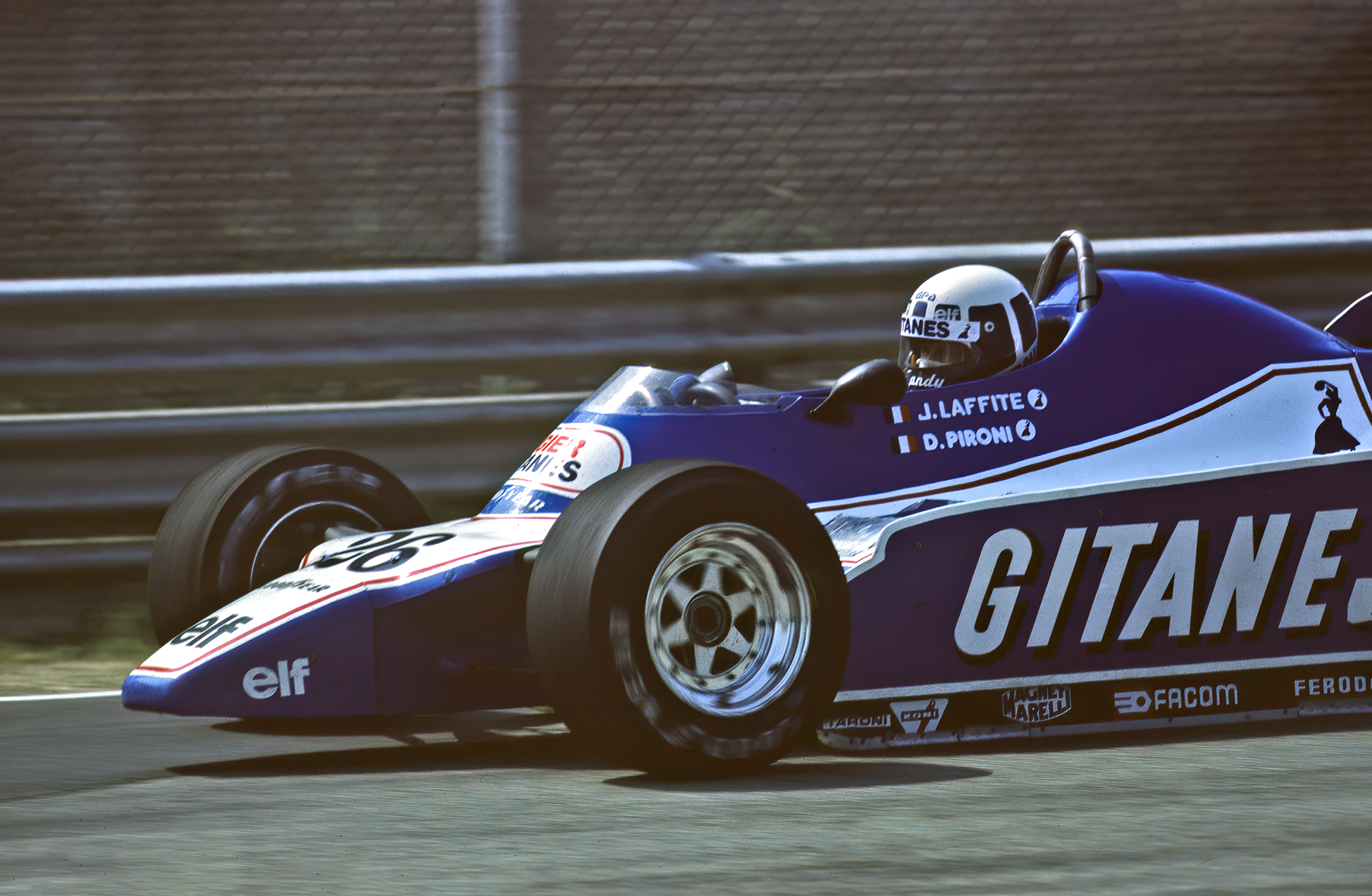 Didier Pironi (Ligier-Ford js15)