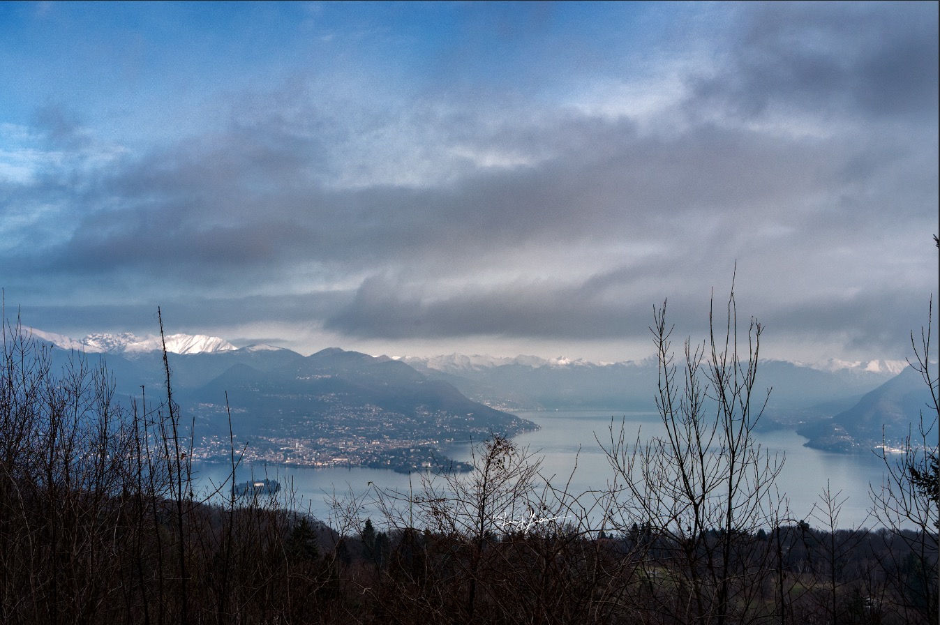 Mattino sopra il lago d'Orta