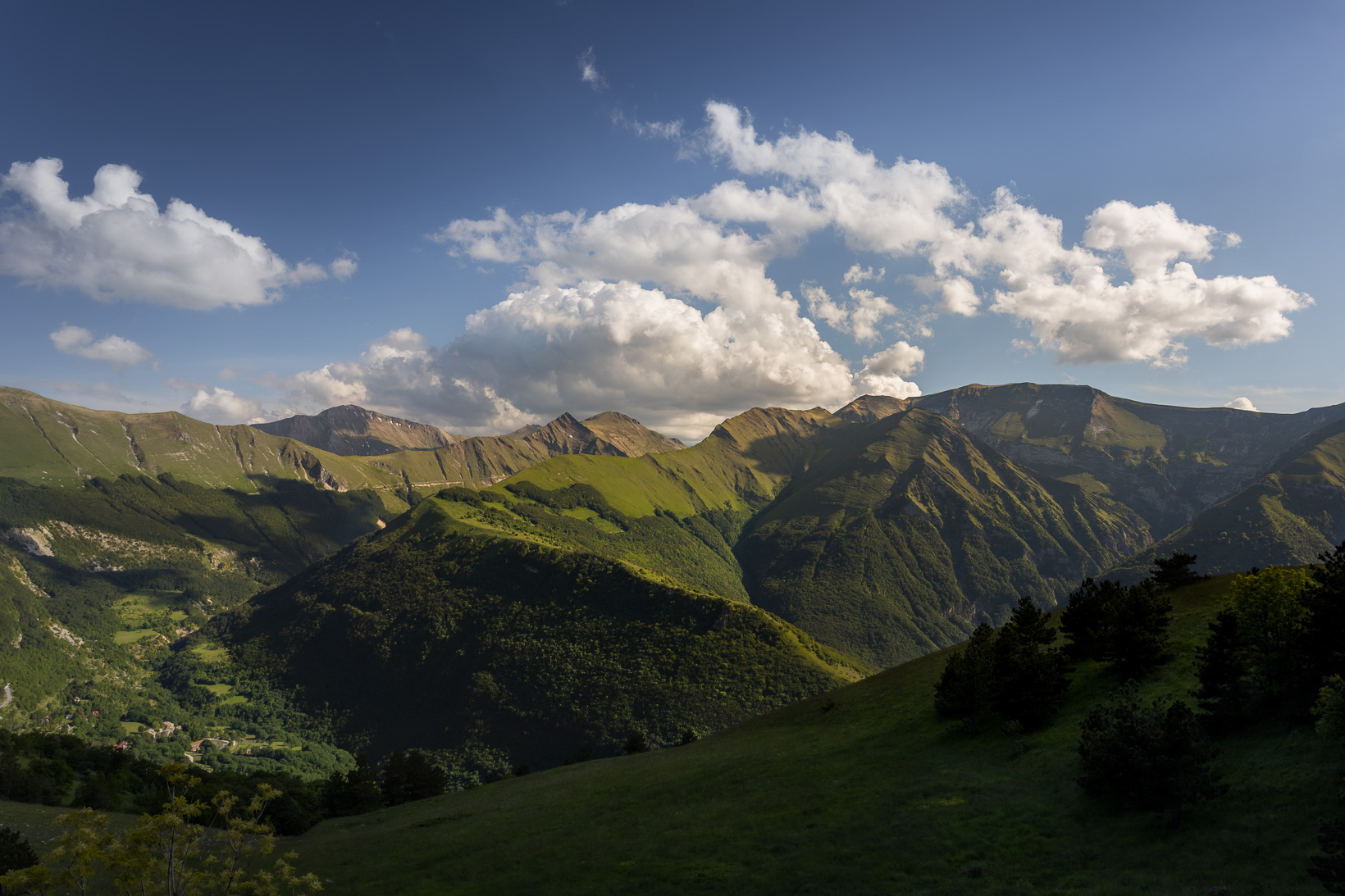I Sibillini dal valico della Maddalena