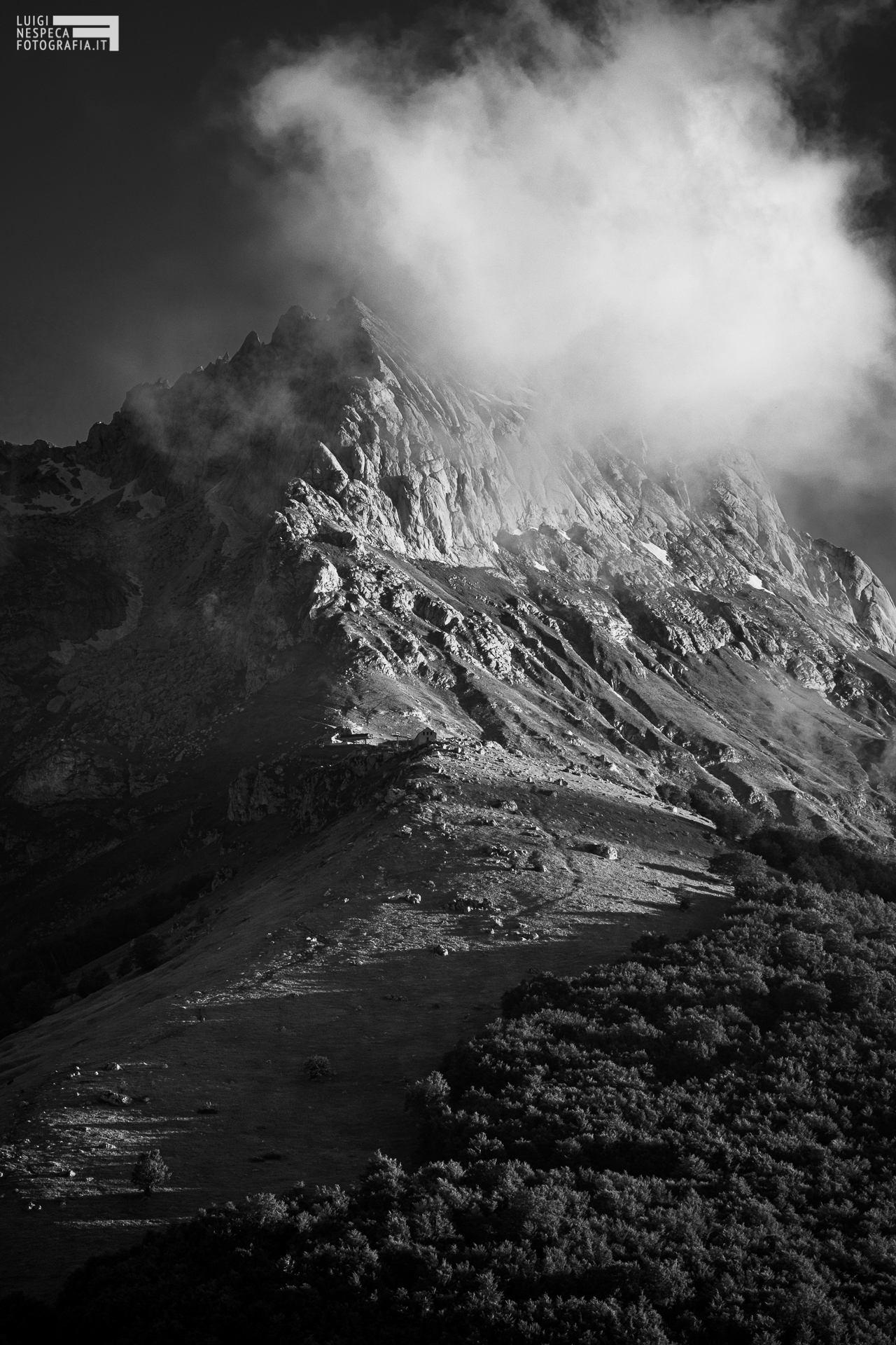 La lunga cresta del Corno Piccolo - Gran Sasso
