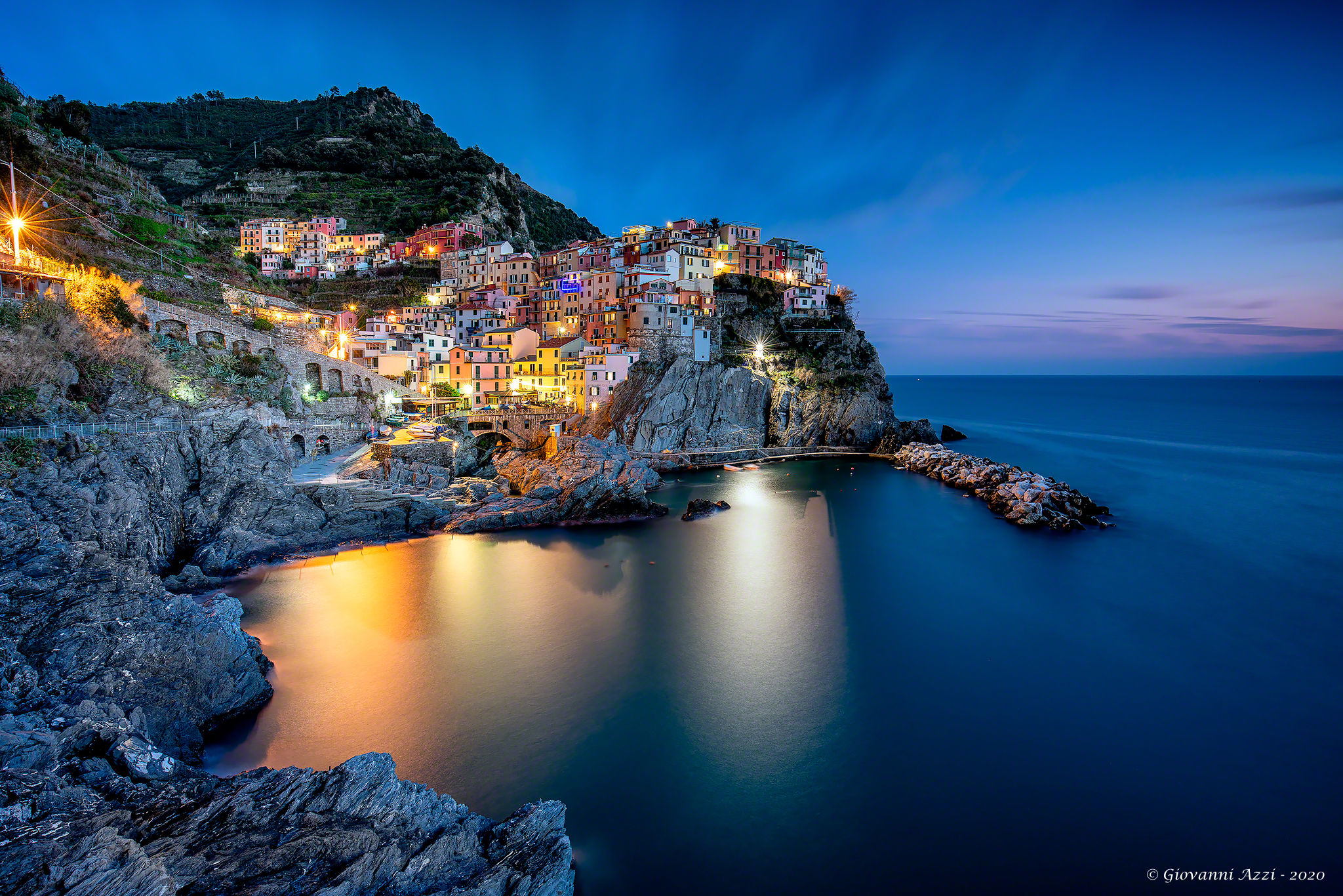 Ora blu a Manarola