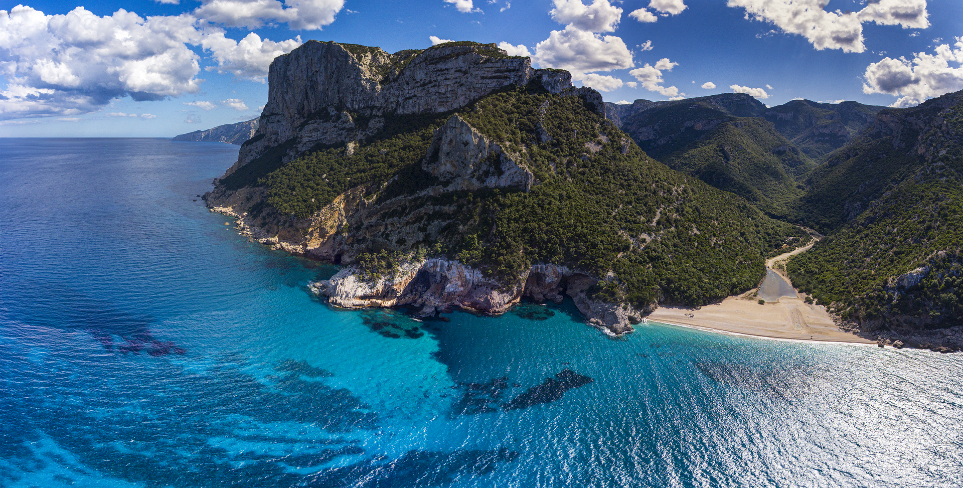 Cala Sisine - Nella Costa di Baunei -