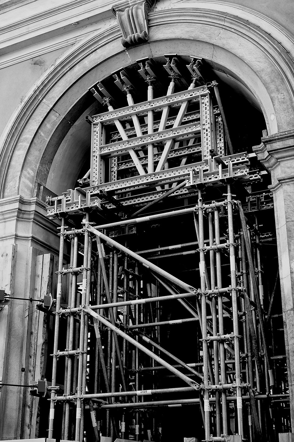 L'Aquila 2015. 5 years later, little has changed