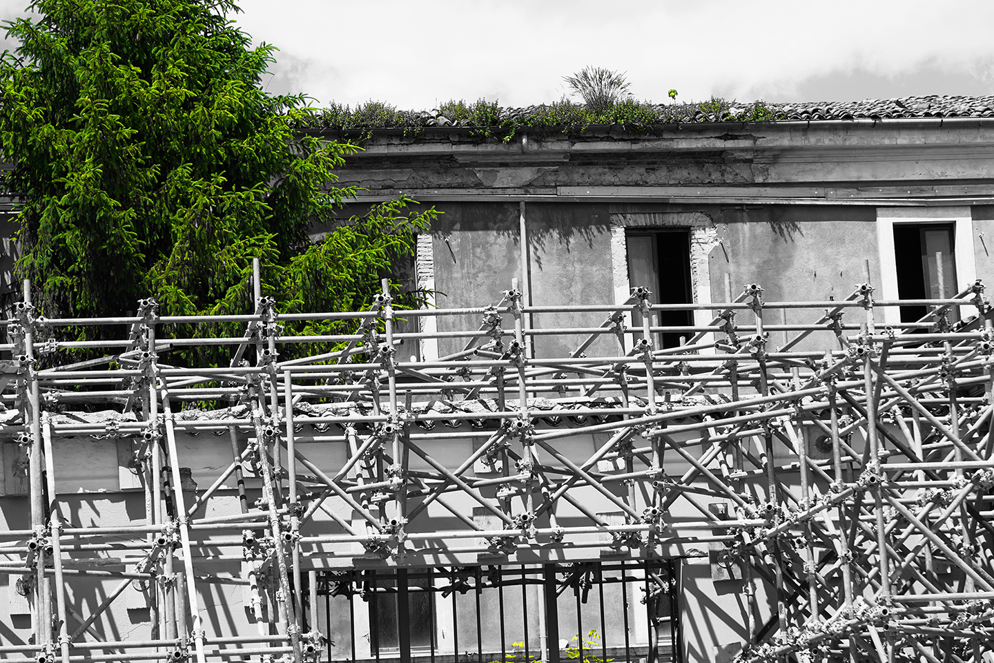 L'Aquila 2015. 5 years later, little has changed