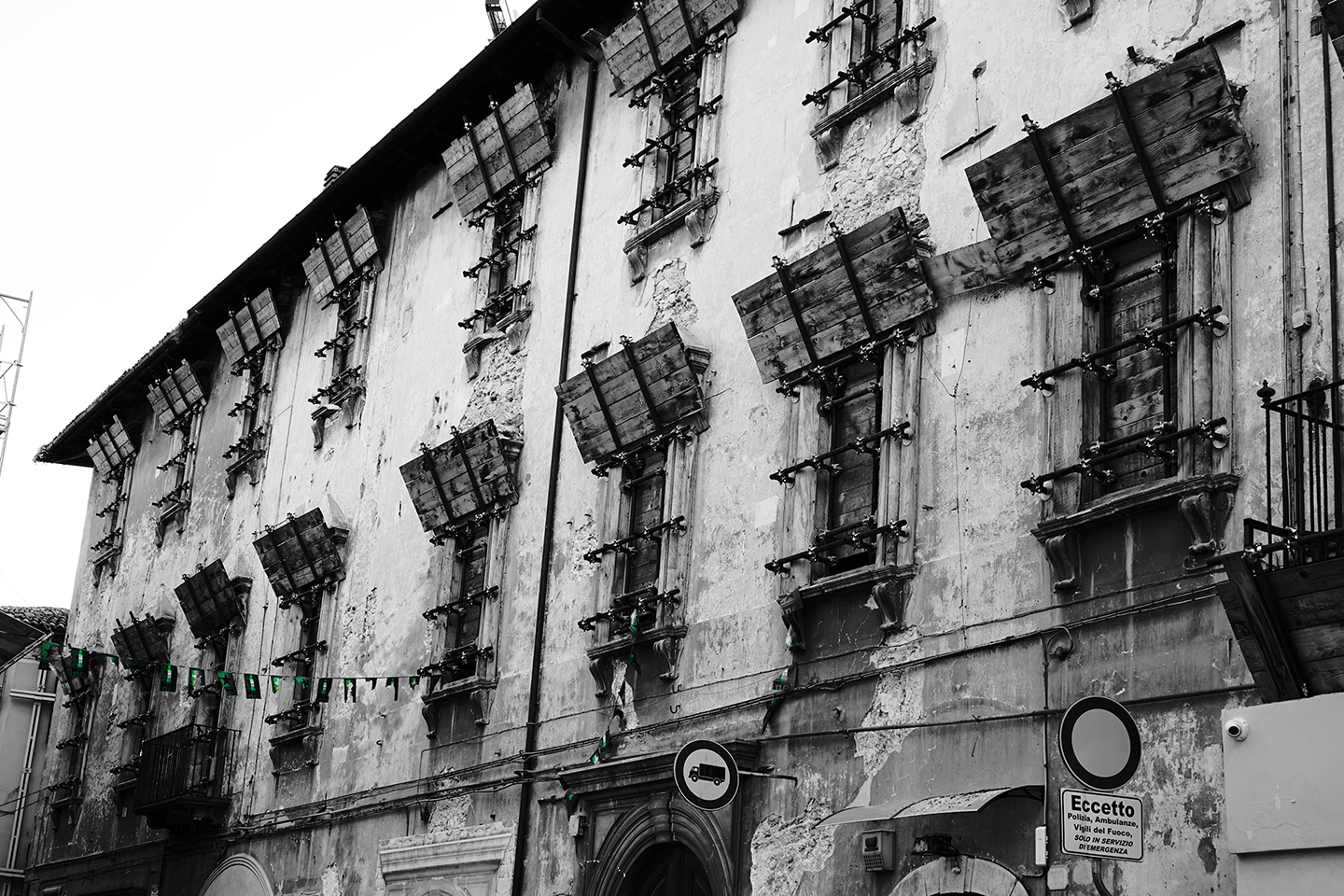 L'Aquila 2015. 5 years later, little has changed