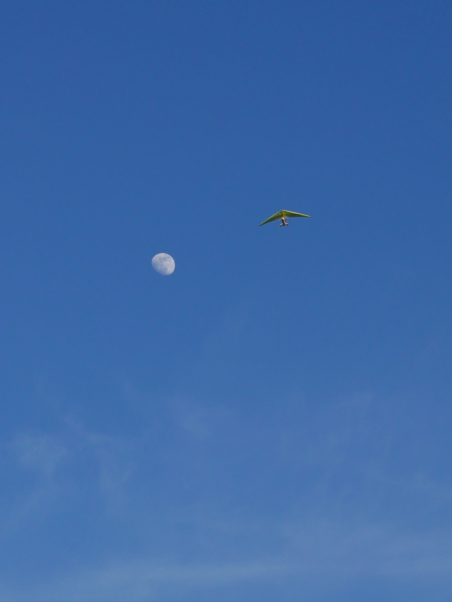 The hang glider and the moon