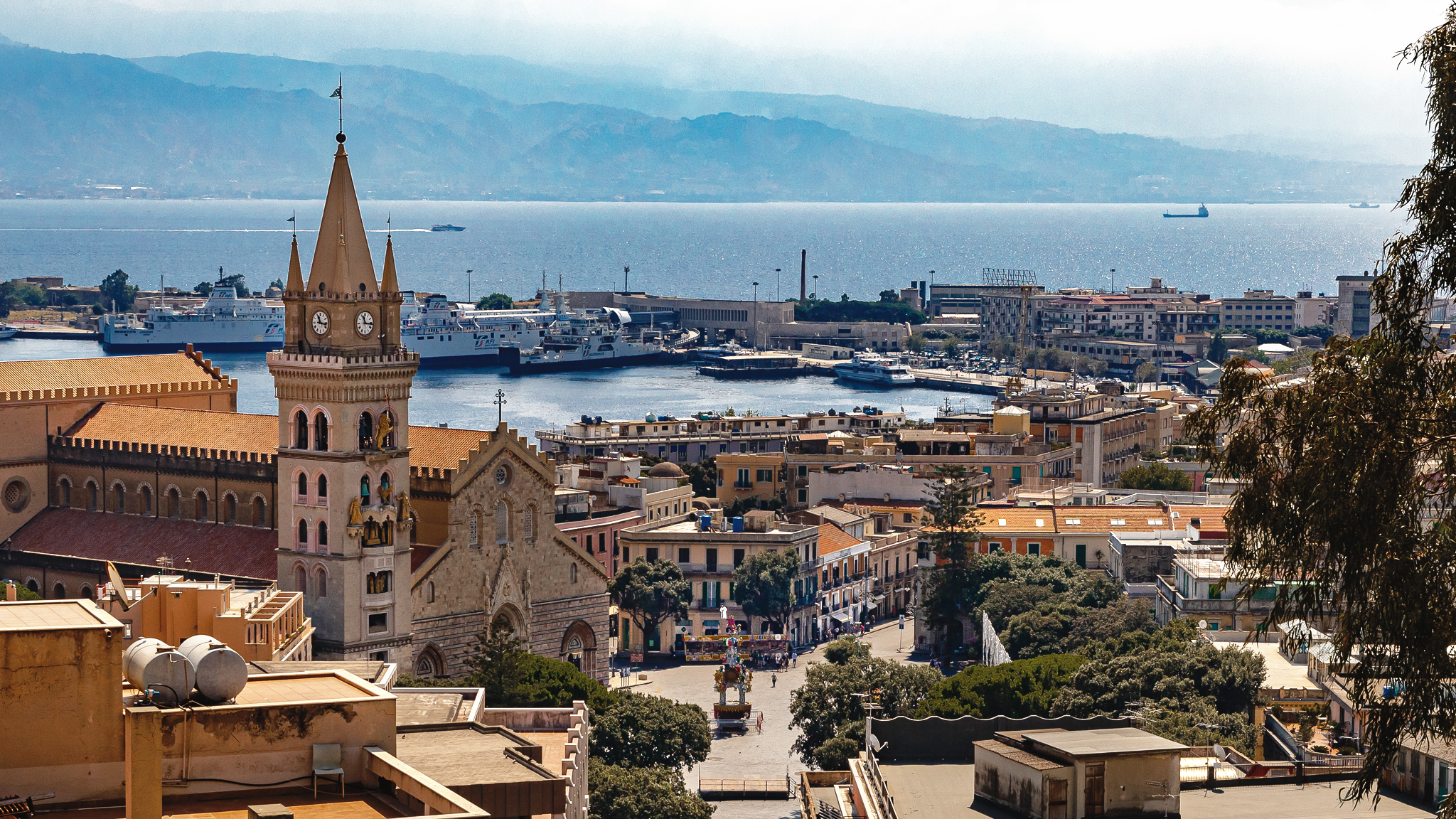 Montalto view: Messina