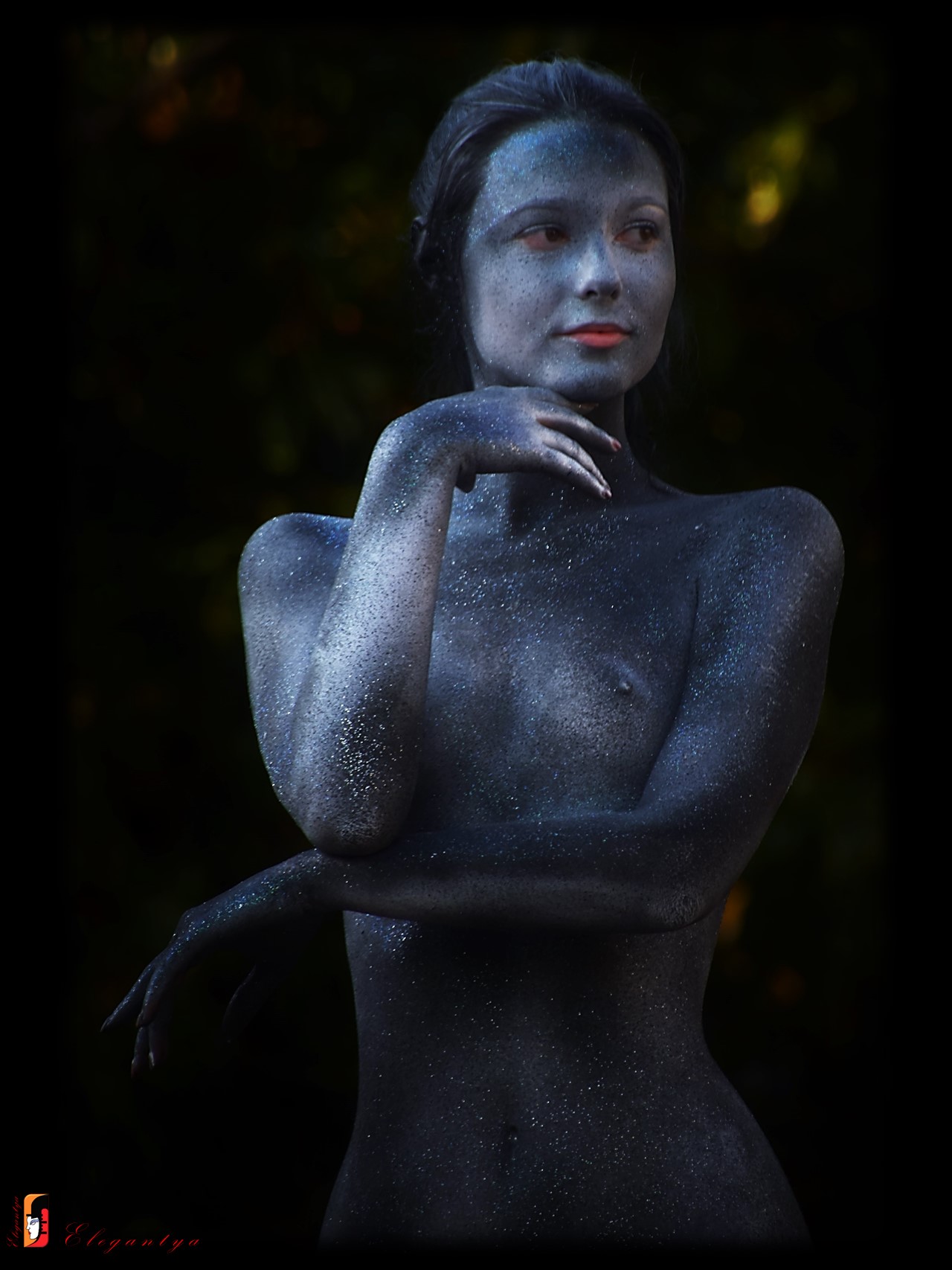 "La Dea..." (The goddess...)