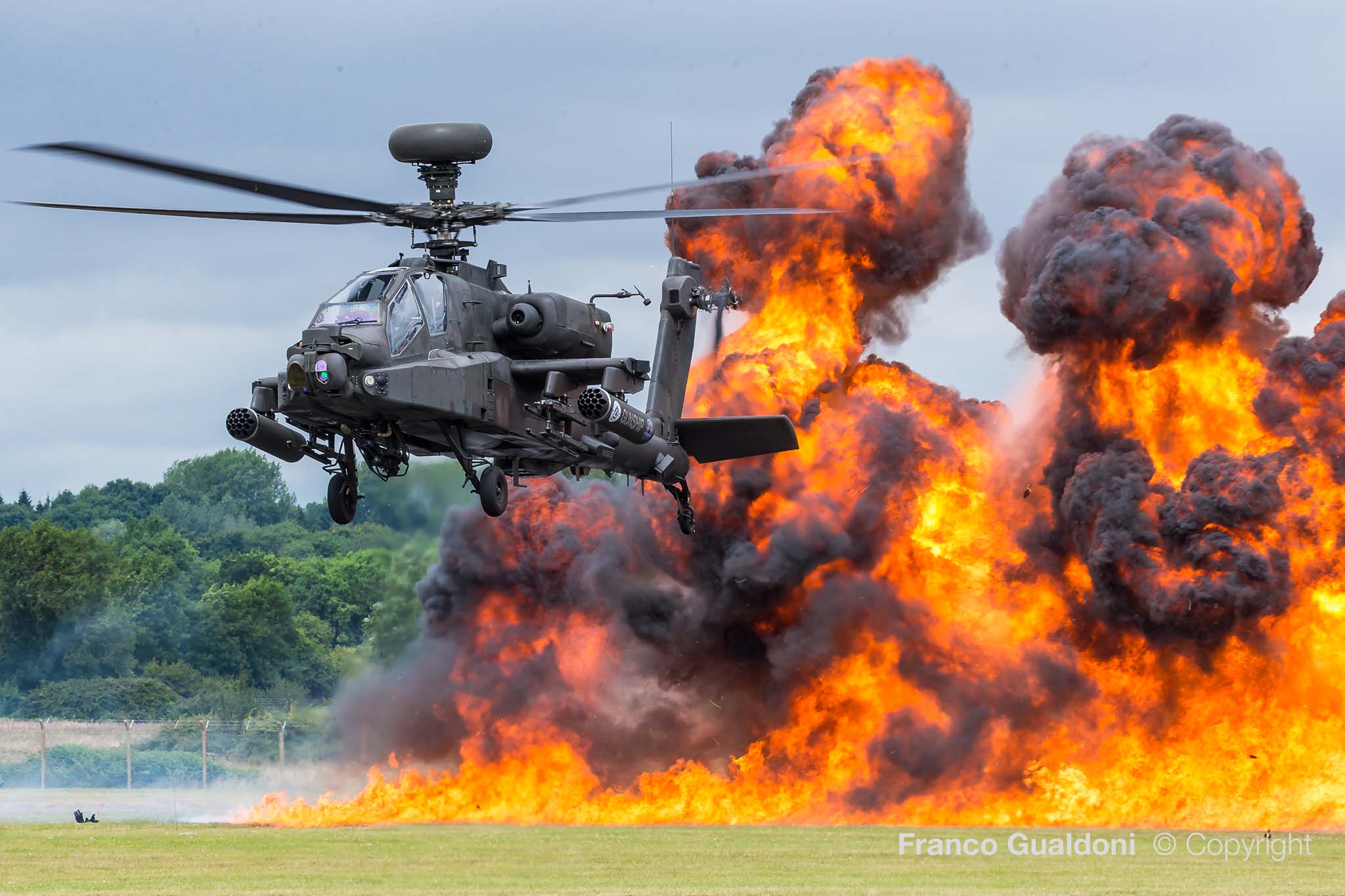 AH-64 Apache