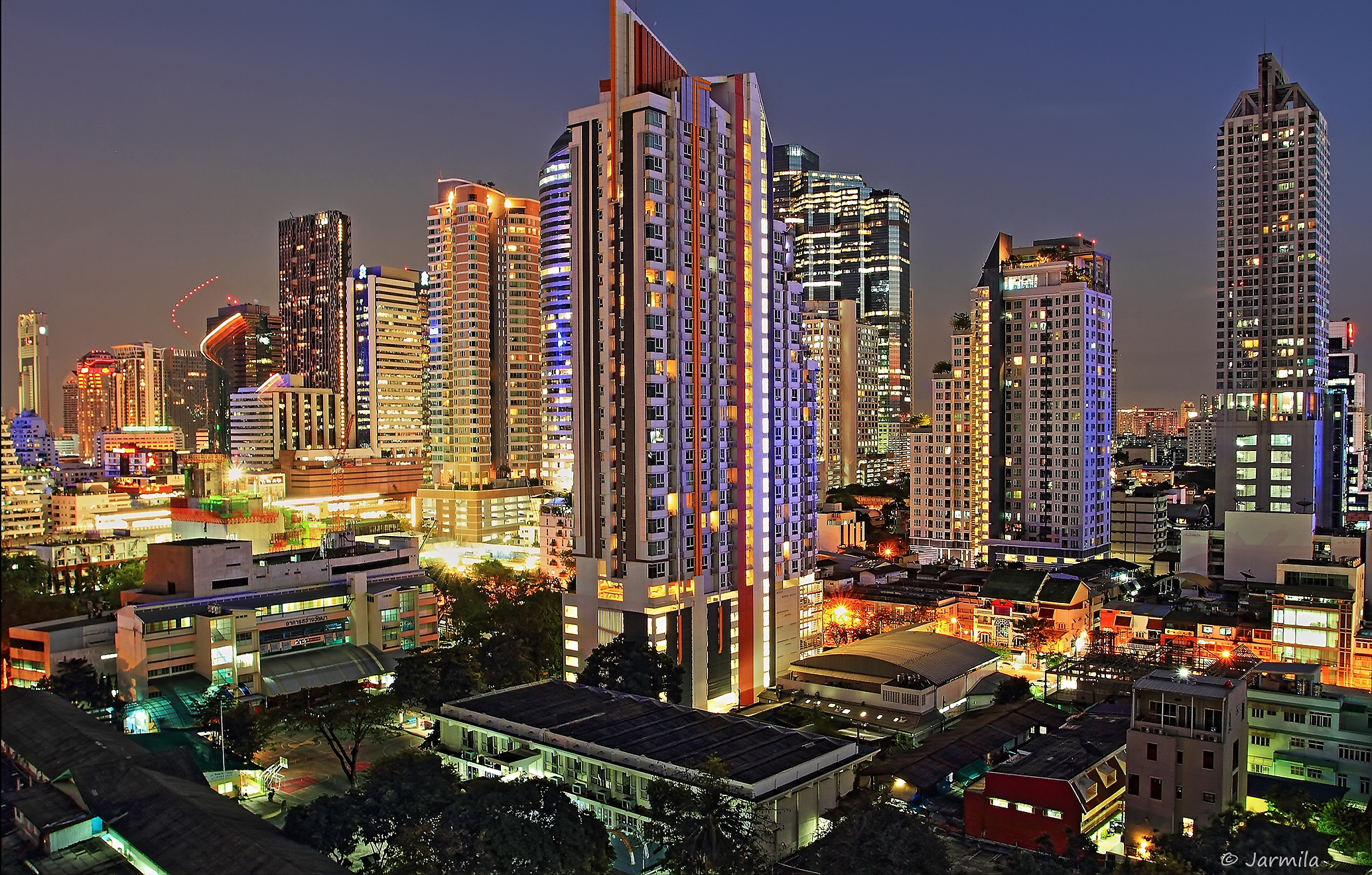 Le luci di Bangkok - quartiere Silom