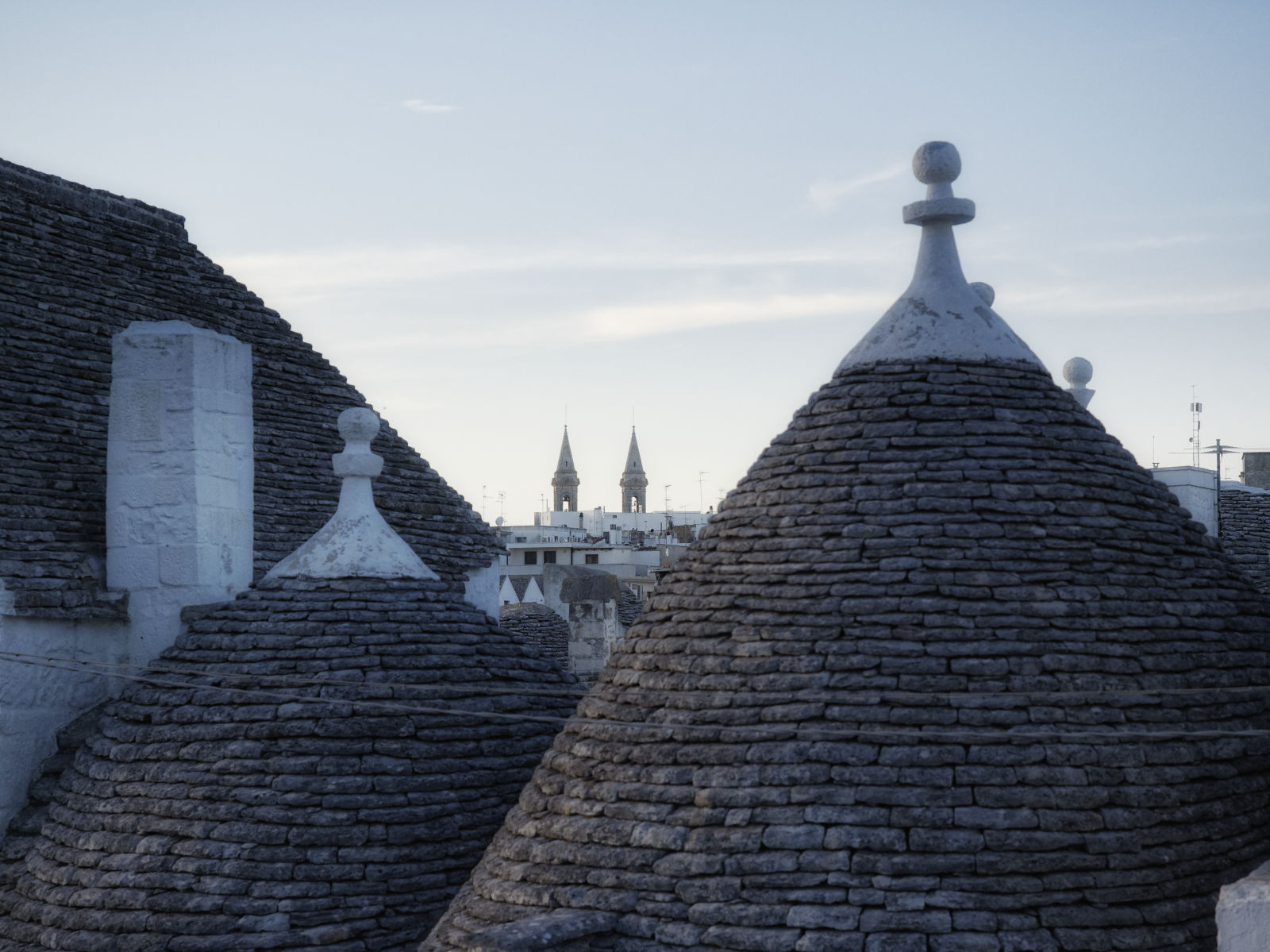 Alberobello - glimpse among the trulli