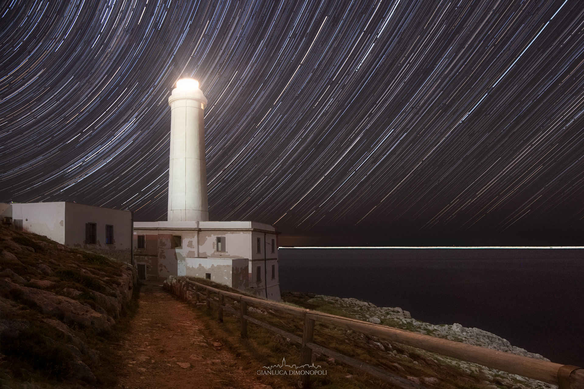 Startrail @ Faro di Punta Palascia