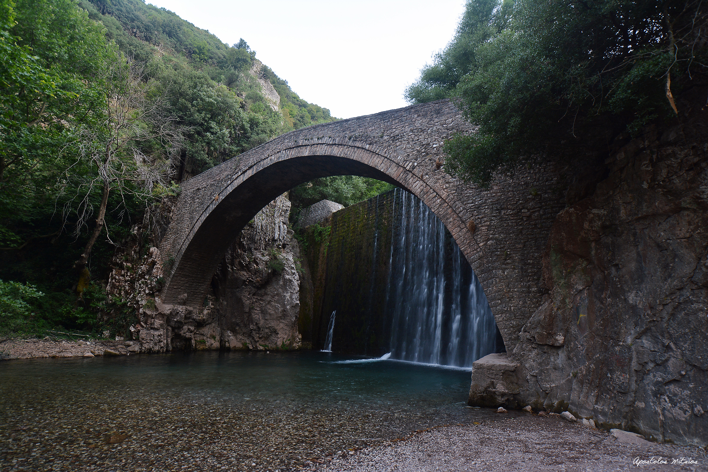 Ponte di pietra