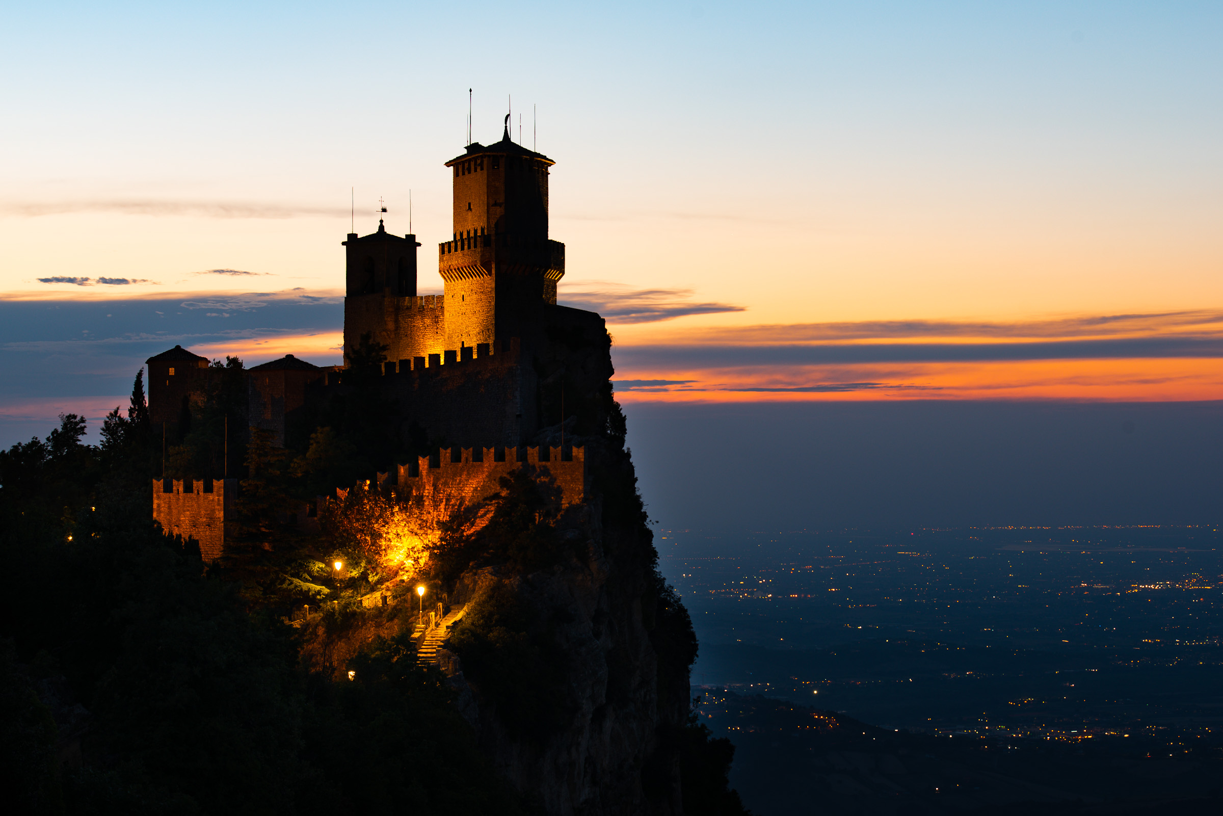 Torre Guaita al calar del sole - San Marino