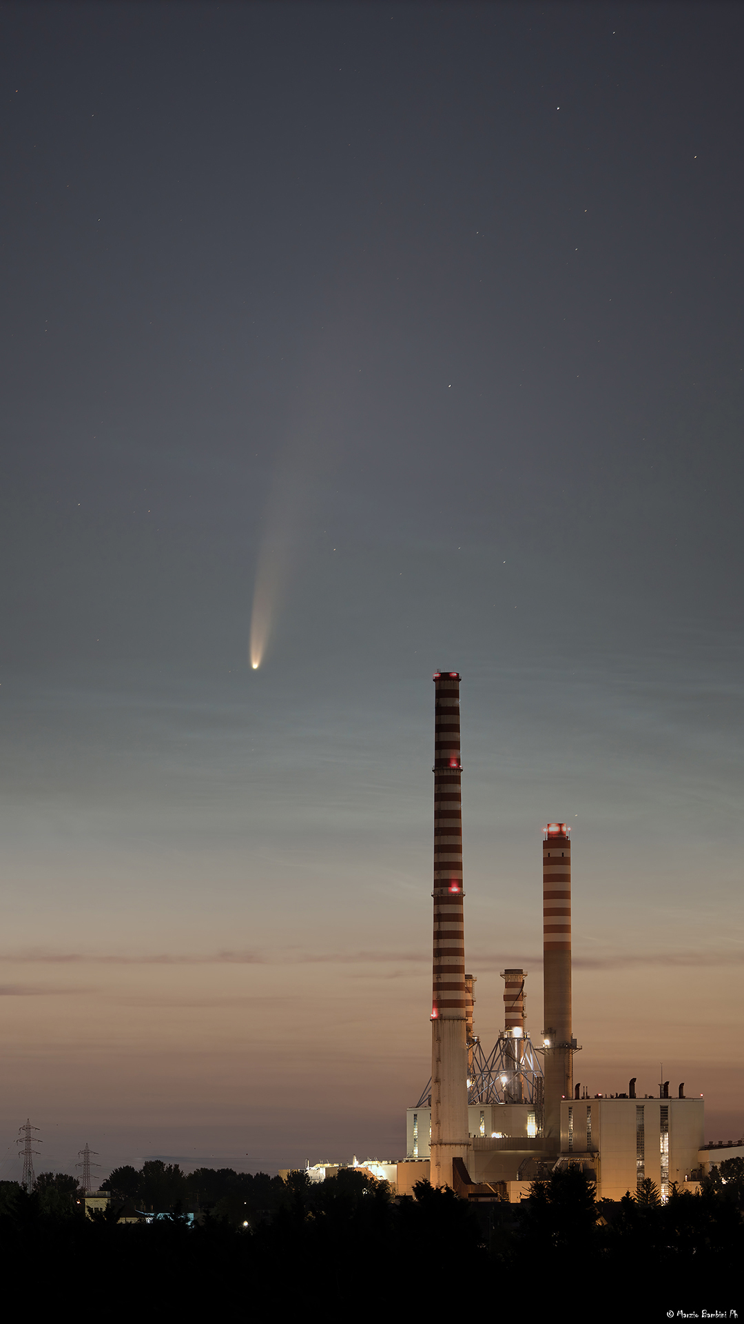 Cometa c/2020 f3 Neowise