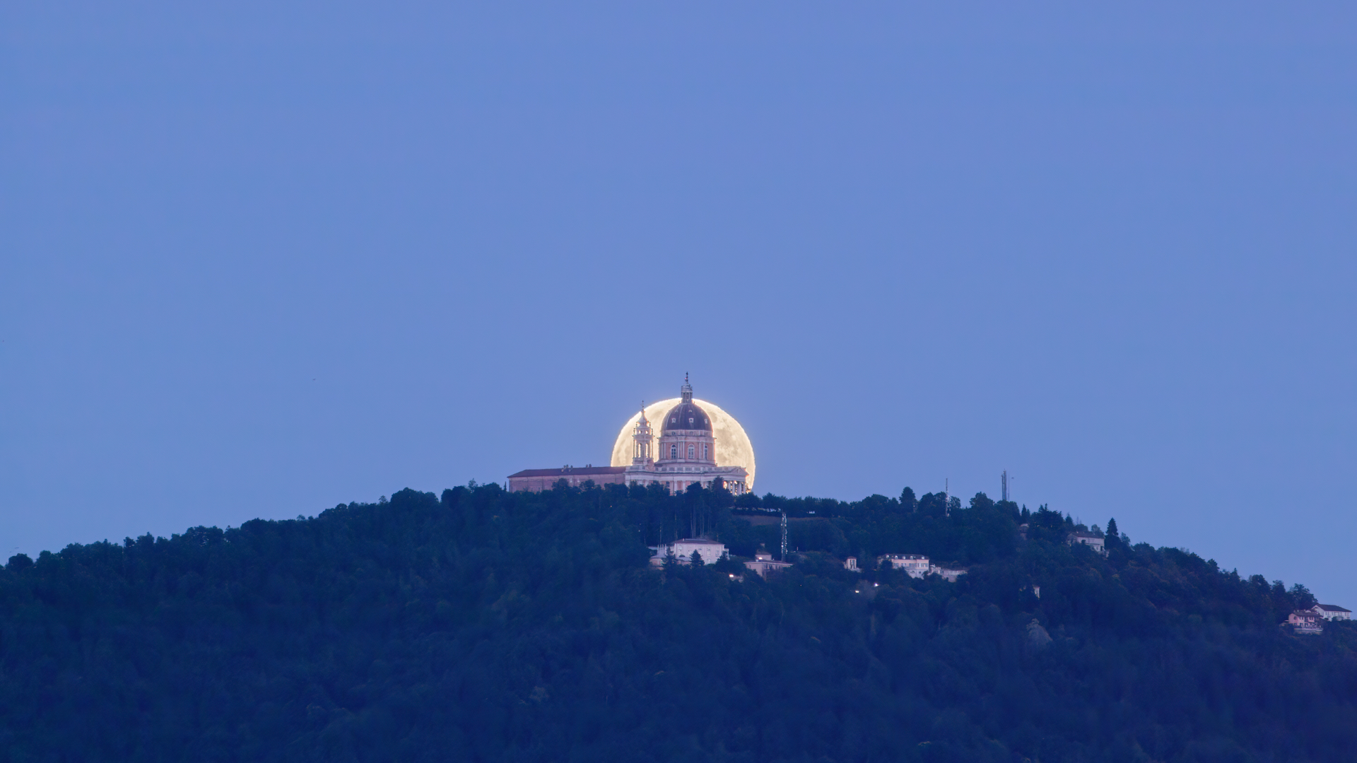 L'aureola di Superga