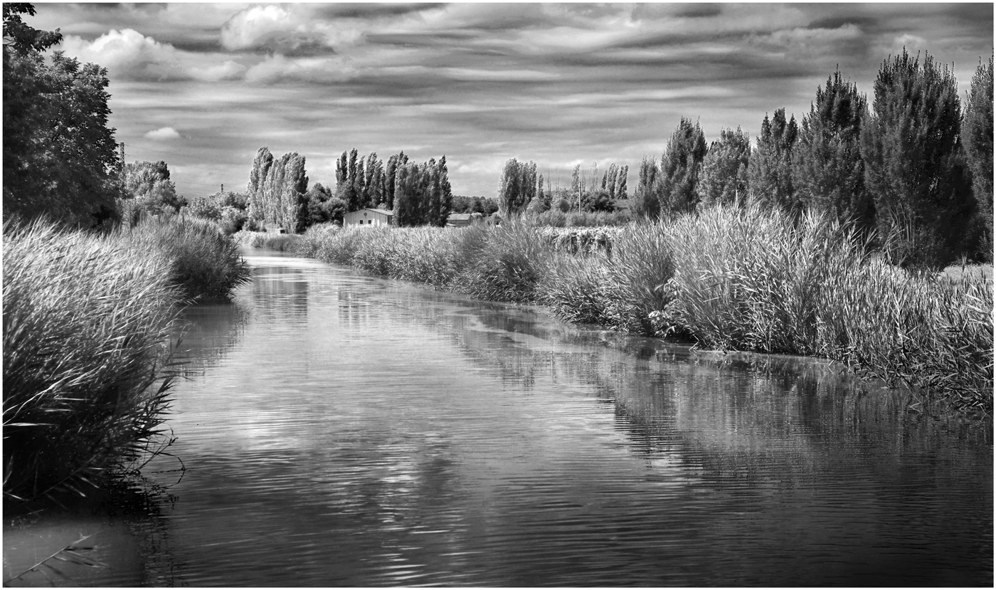 Canale d'irrigazione