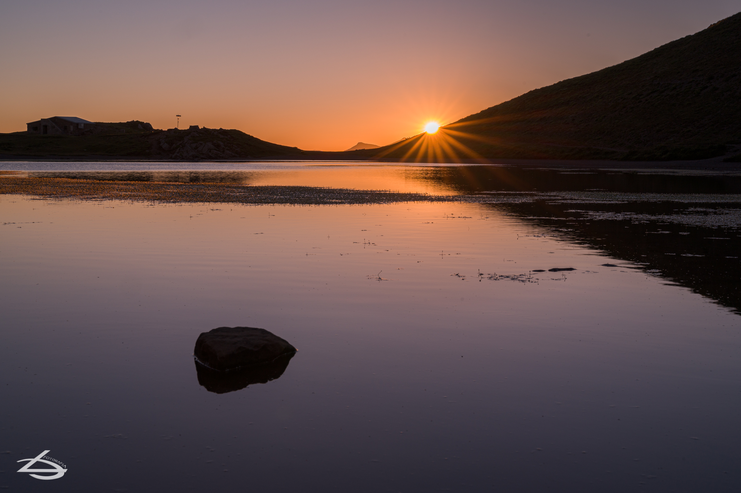 Lago Scaffaiolo sunset