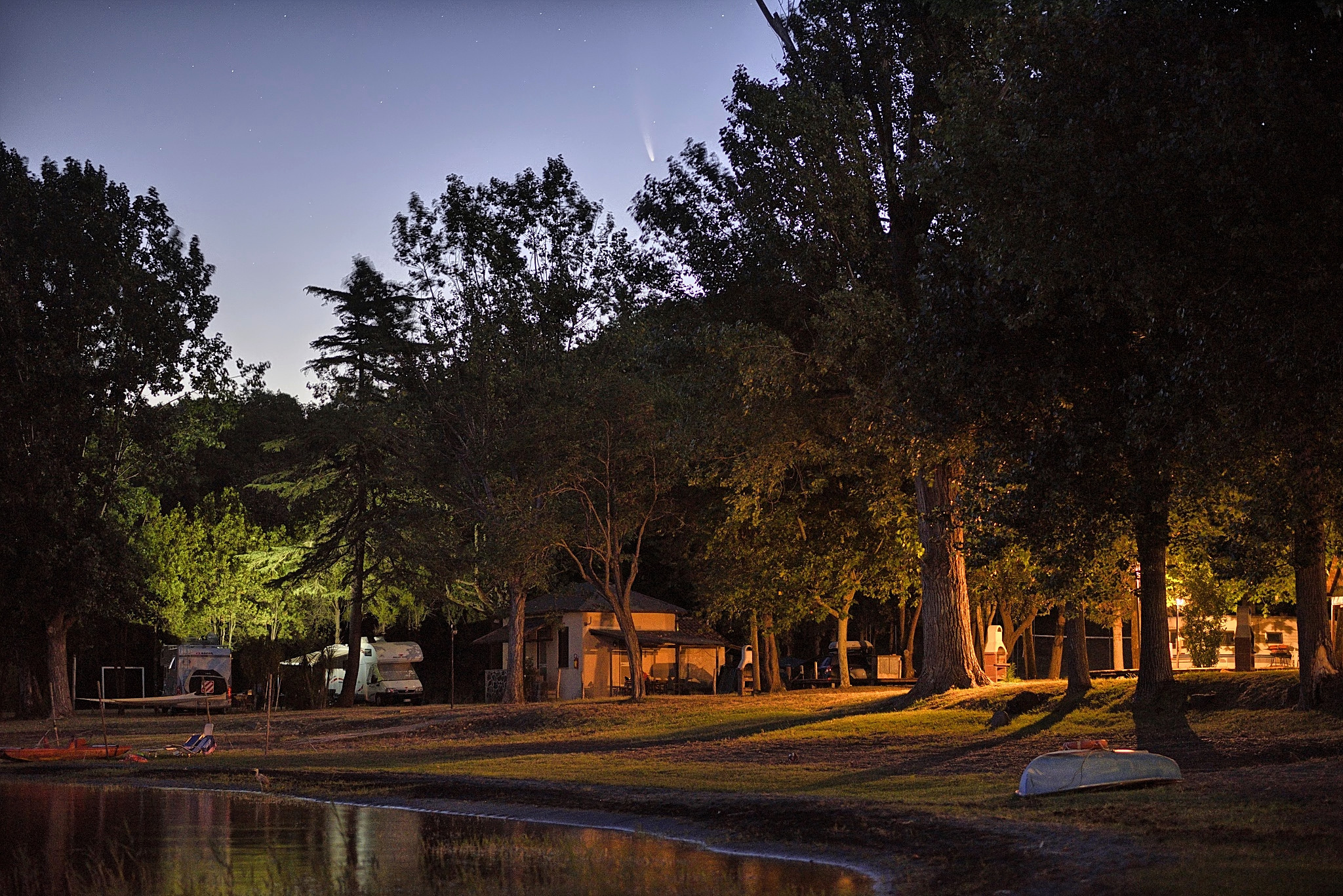 cometa neowise al lago di bracciano