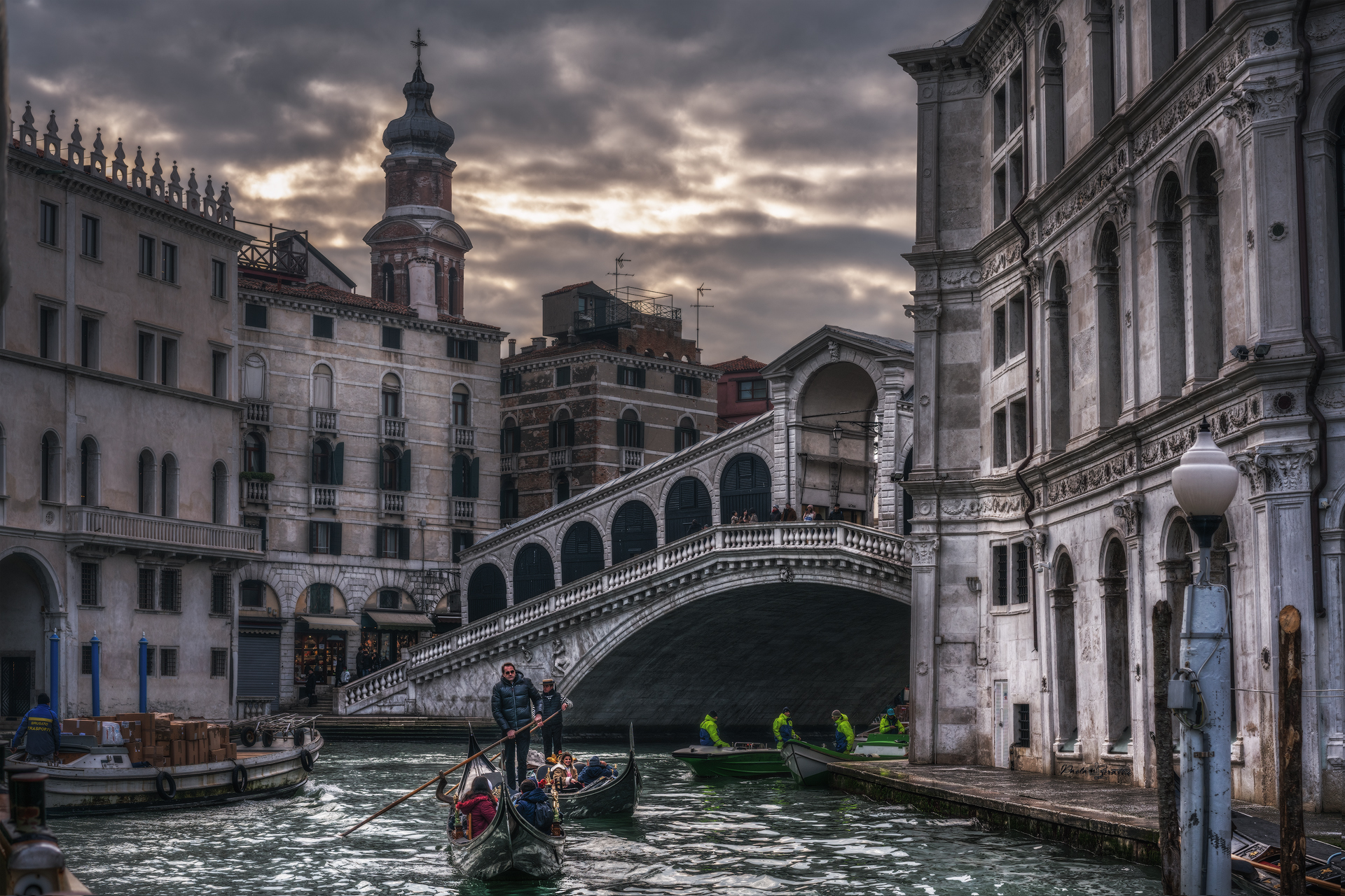 Rialto dal Traghetto....