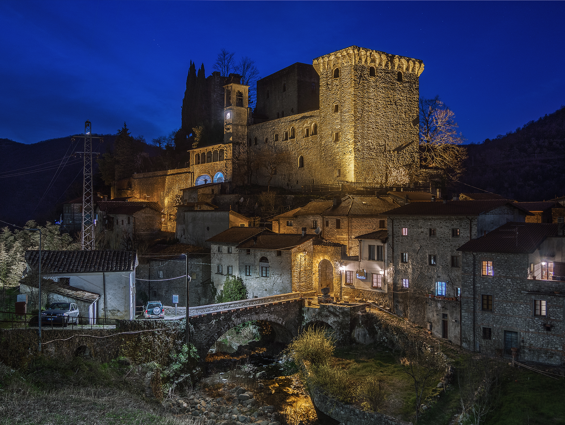 Fortezza della Verrucola...in notturna...