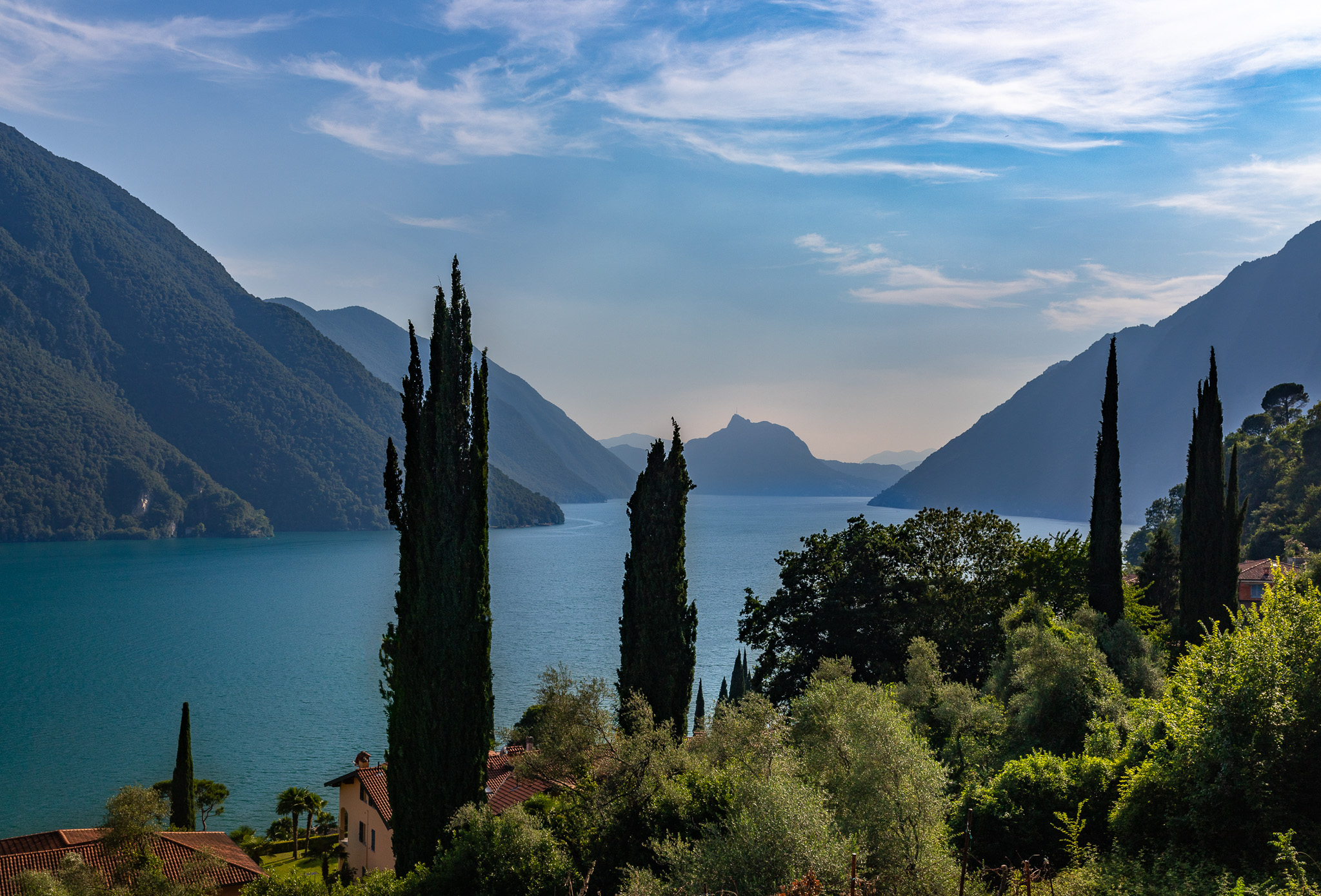 Lago di Lugano visto dalla Valsolda