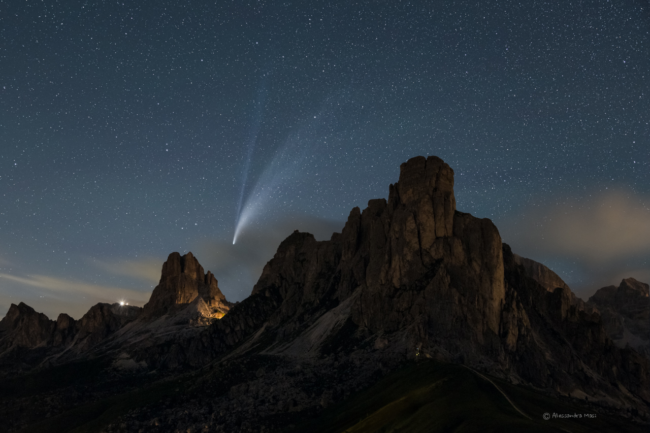 La cometa Neowise F3 c/2020