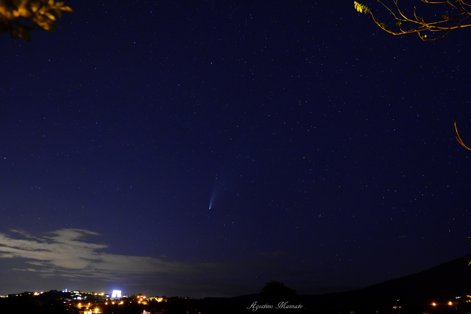 Neowise c/2020 f3 sopra il sacrario di oslavia